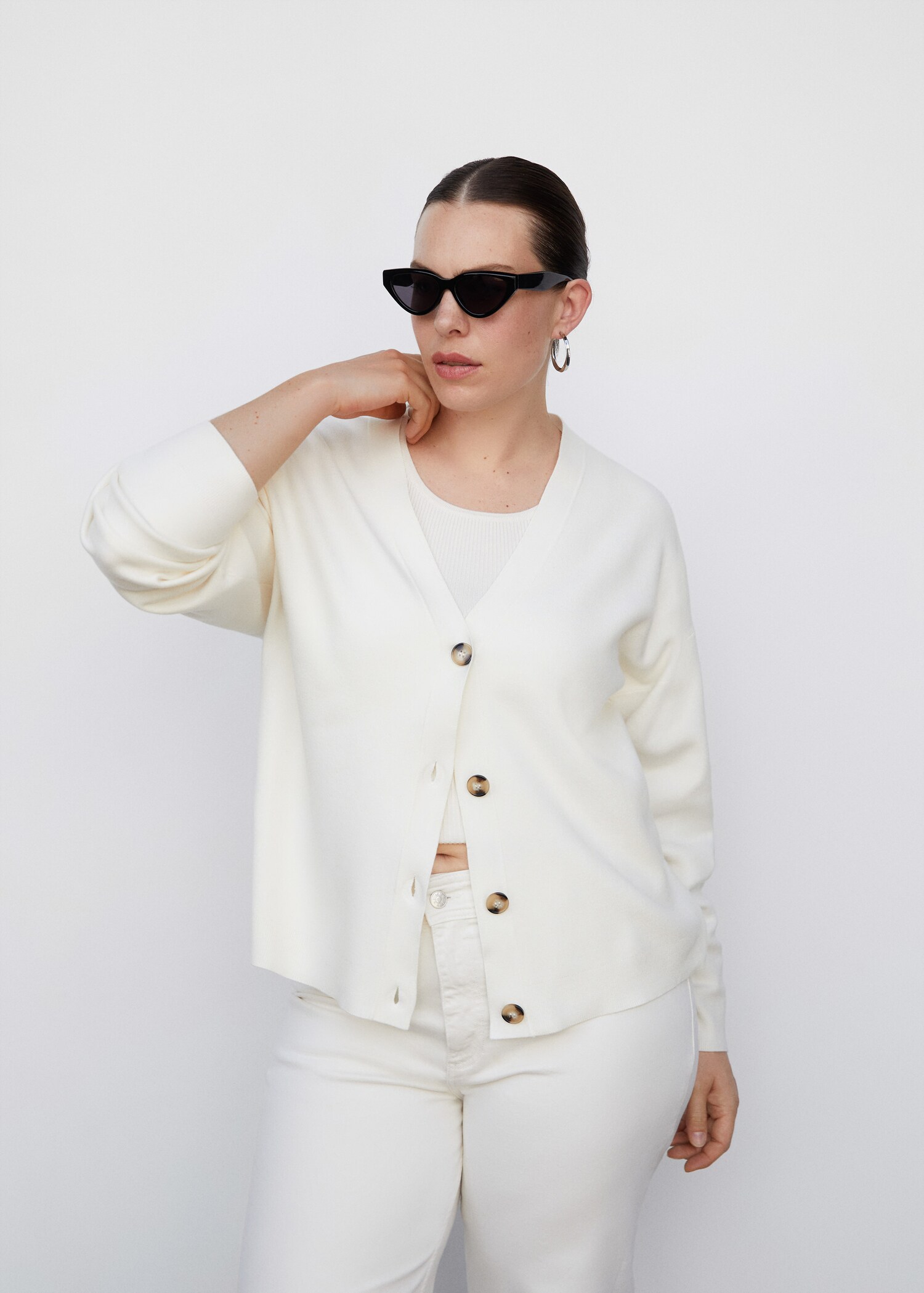 Button knit cardigan - Details of the article 5