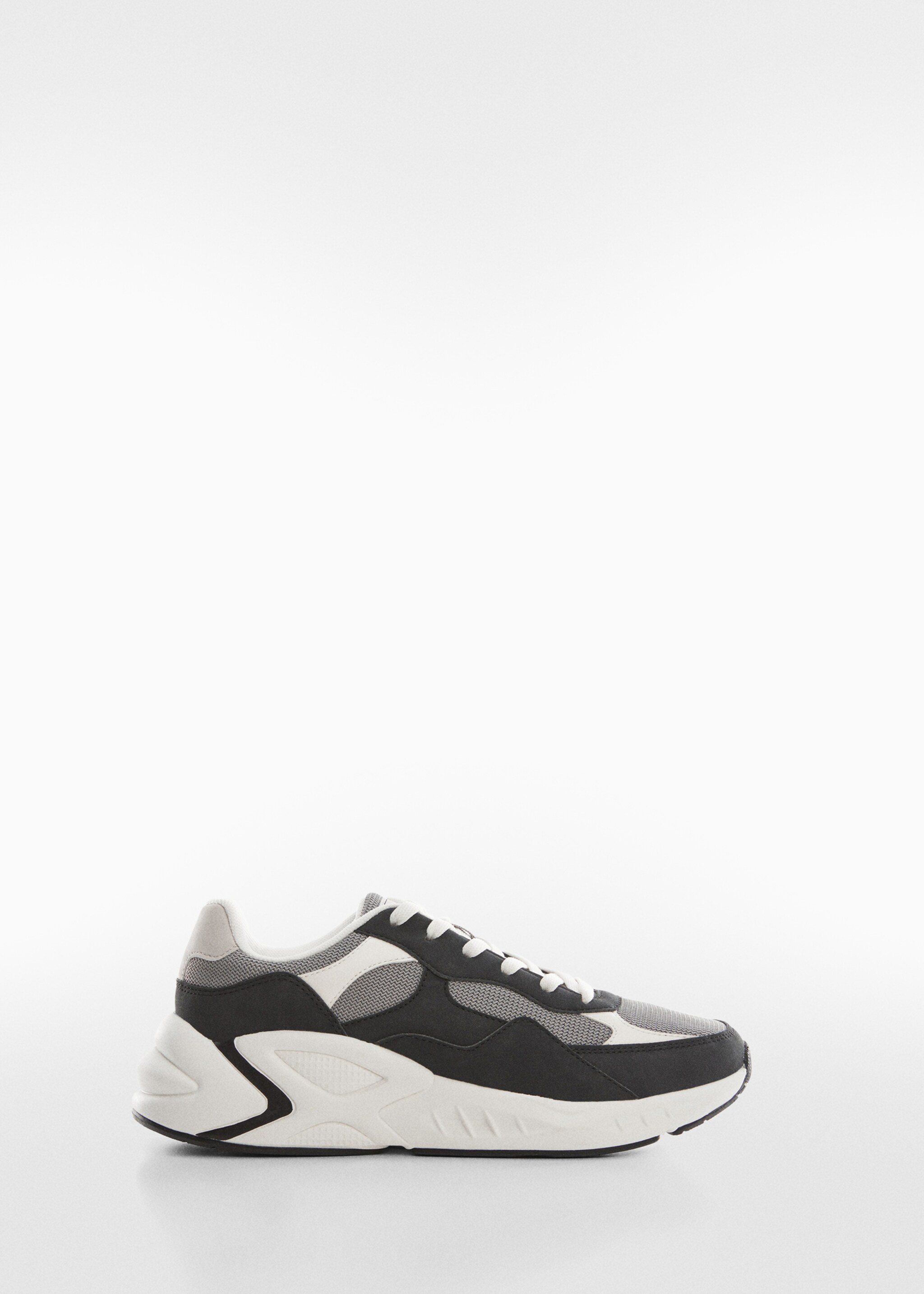 Scarpe sportive con motivi combinati - Articolo senza modello