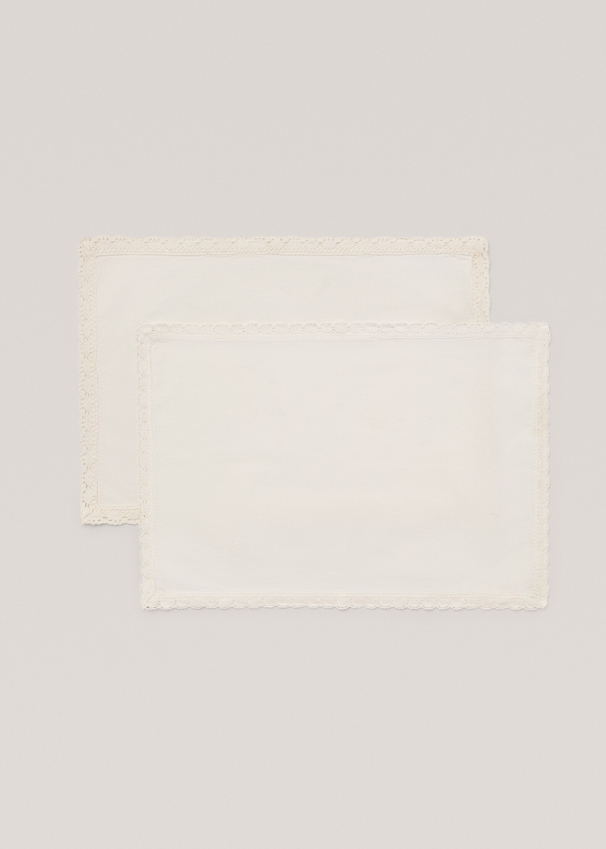 100% cotton lace placemat - Article without model