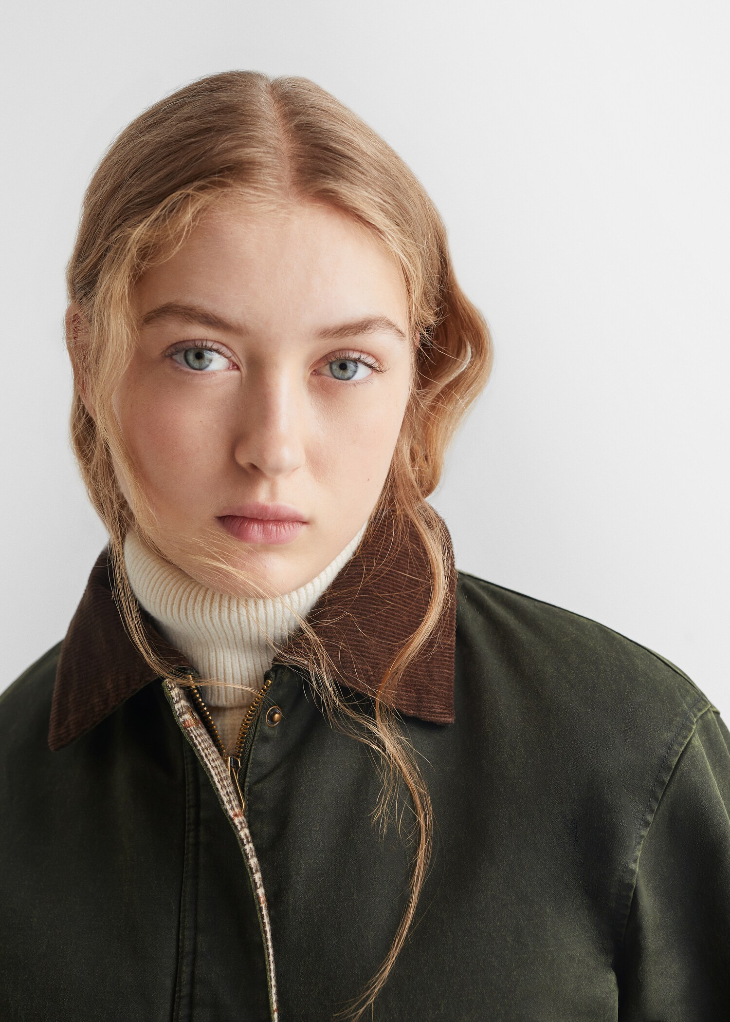 Classic trench coat - Details of the article 1
