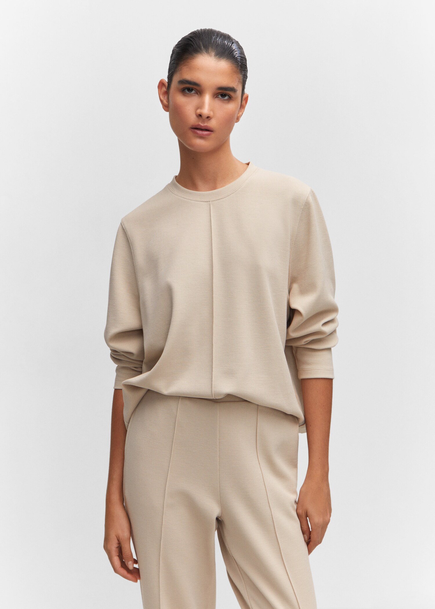 Jogger trousers with seam detail - Details of the article 1