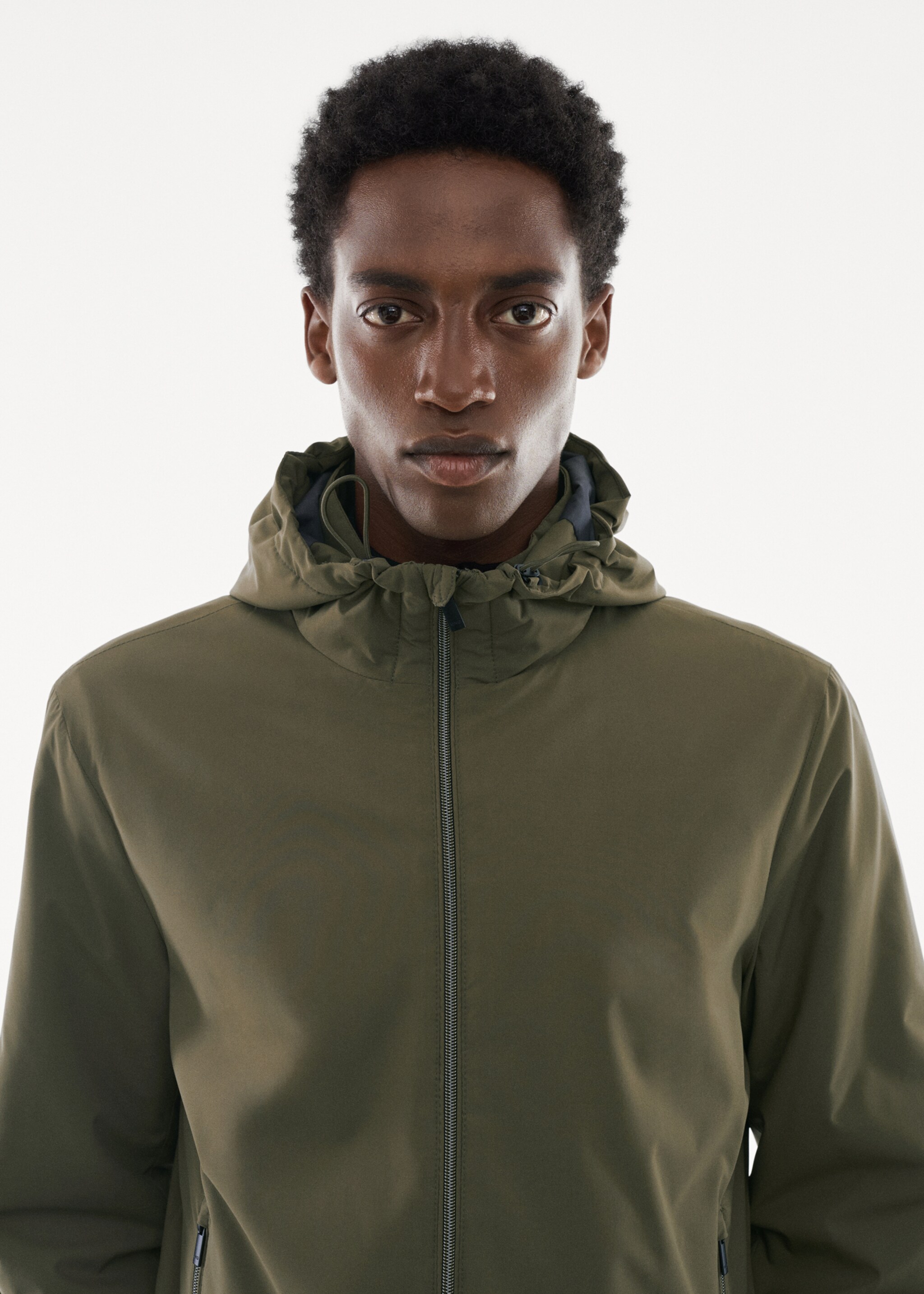 Water-repellent hooded quilted jacket - Details of the article 1, Khaki. Ref: 57064756-00.