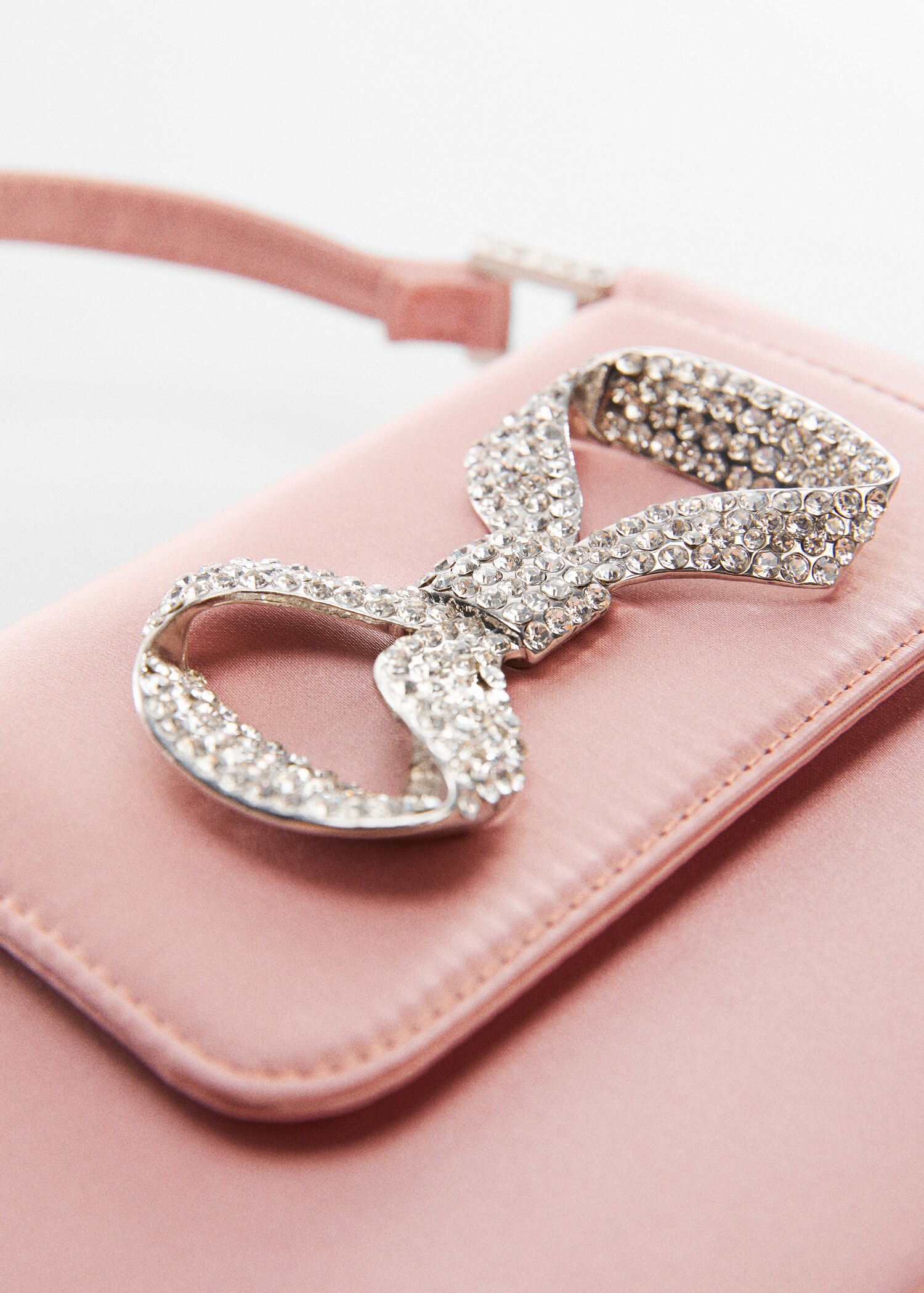 Rhinestone bag with flap and bow - Details of the article 1