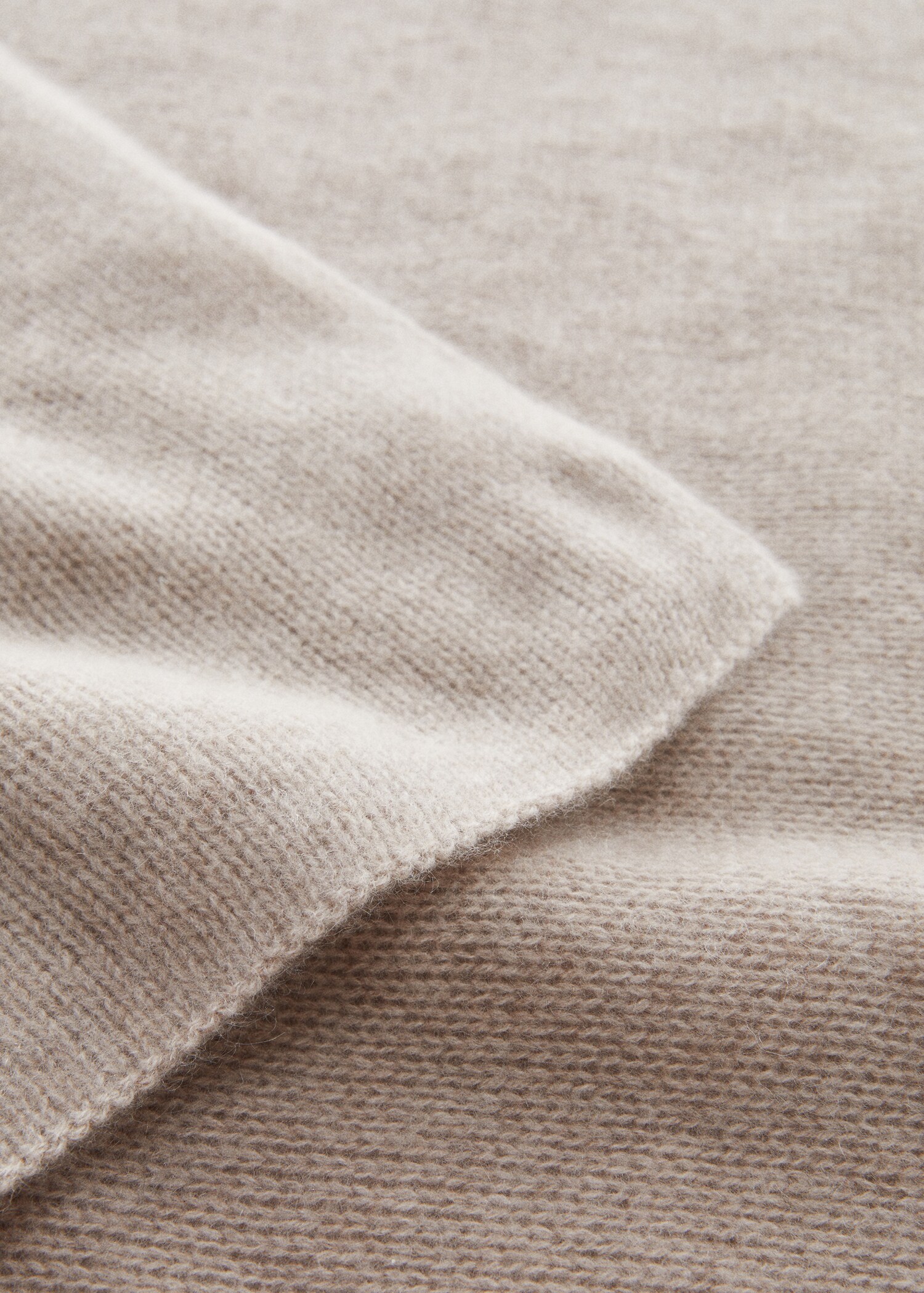 Cashmere scarf - Details of the article 1