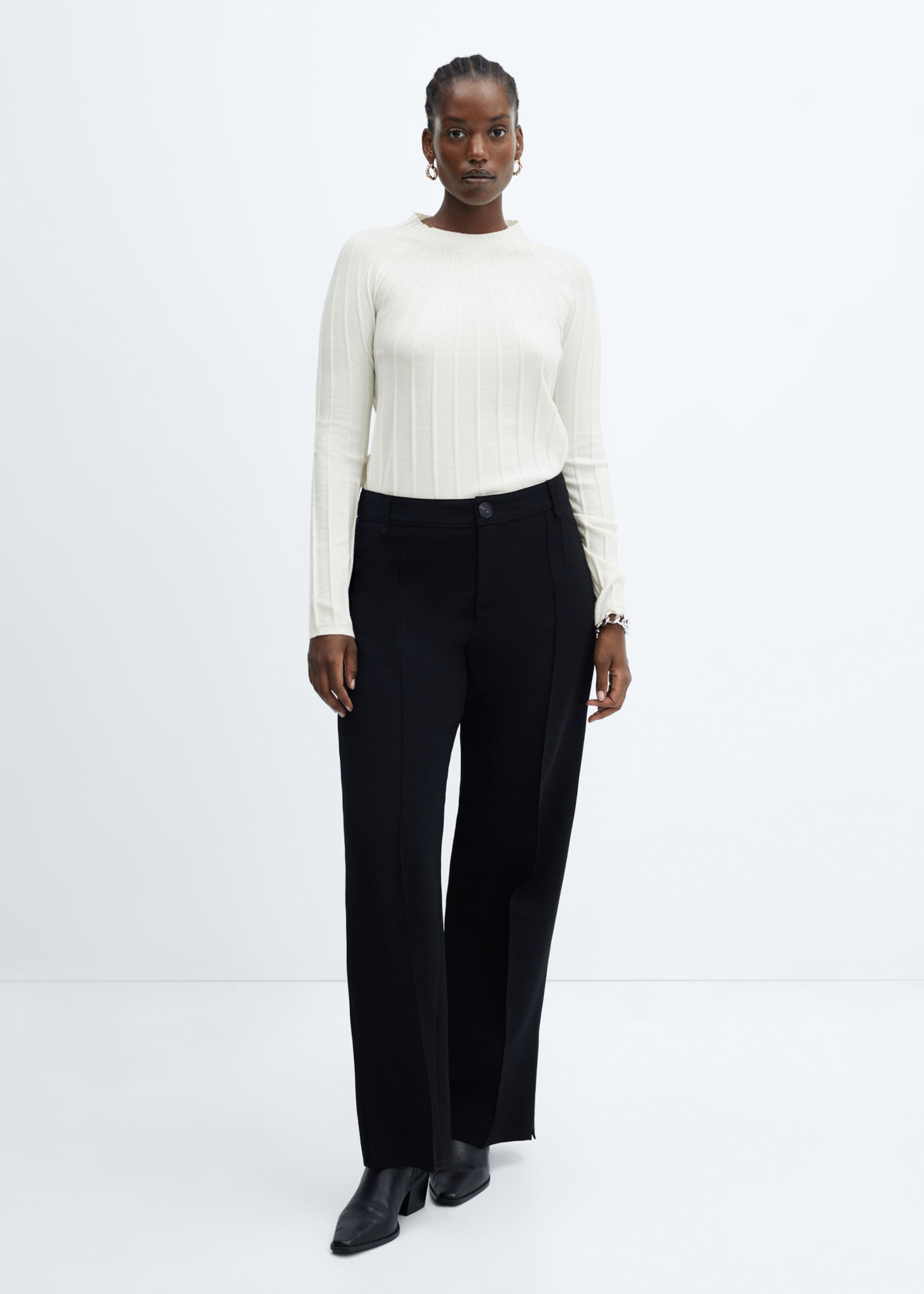 Ribbed sweater with perkins neck - Details of the article 3, Ecru. Ref: 57065793-00.