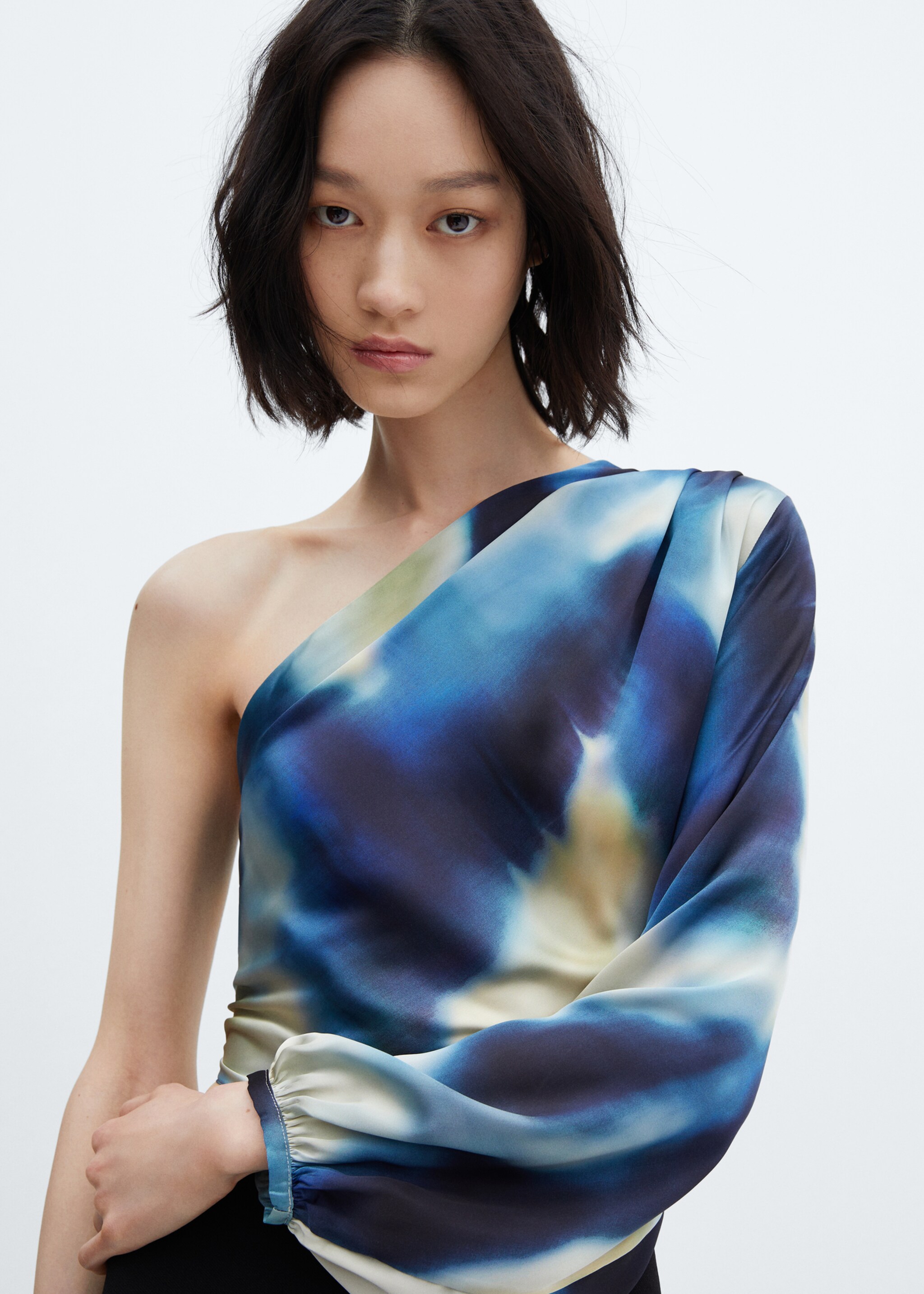 Asymmetric satin blouse - Details of the article 1