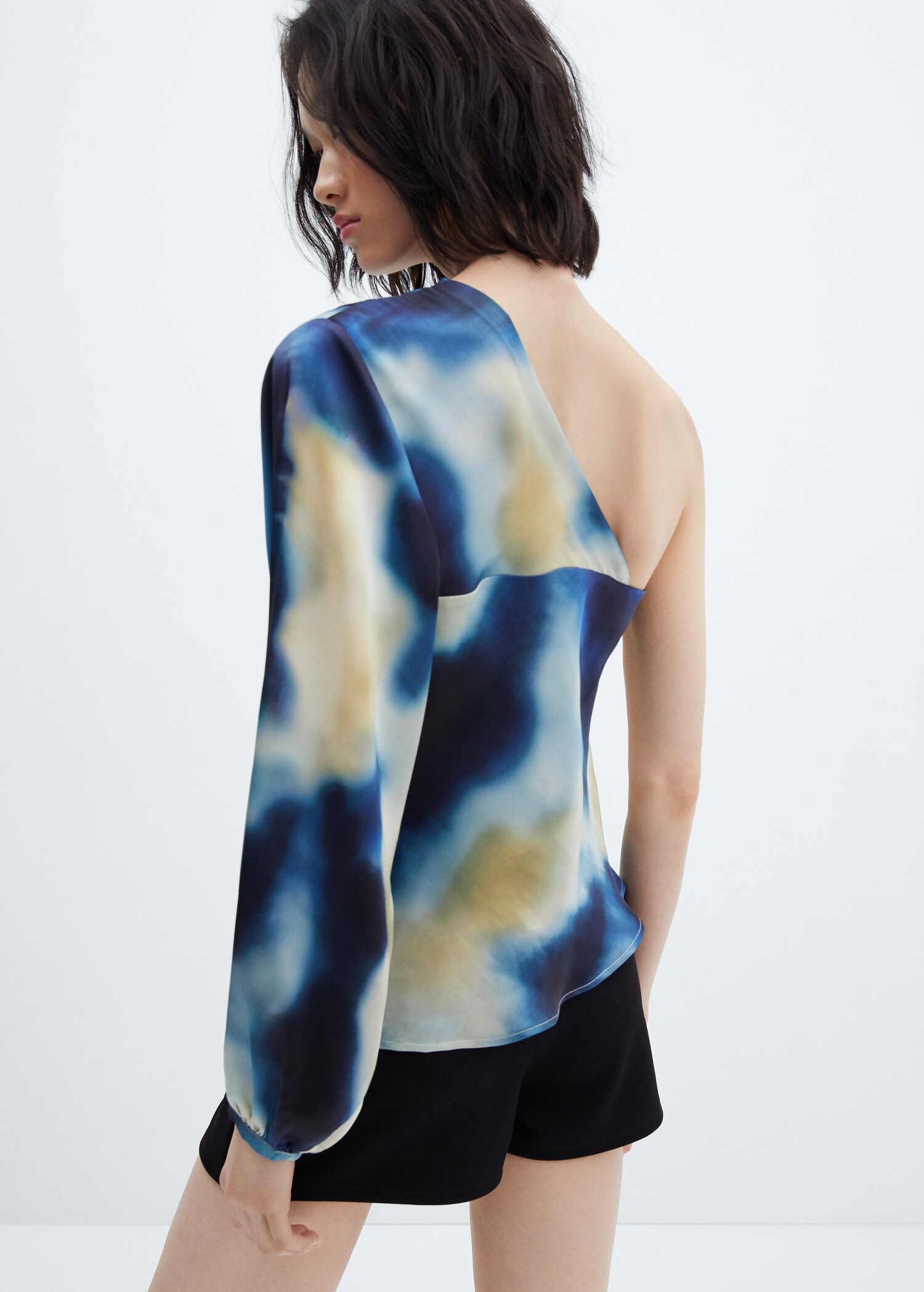 Asymmetric satin blouse - Reverse of the article