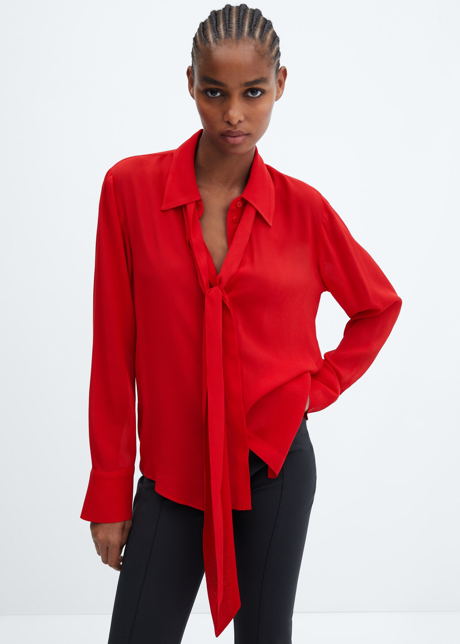 Tie-neck blouse - Medium plane