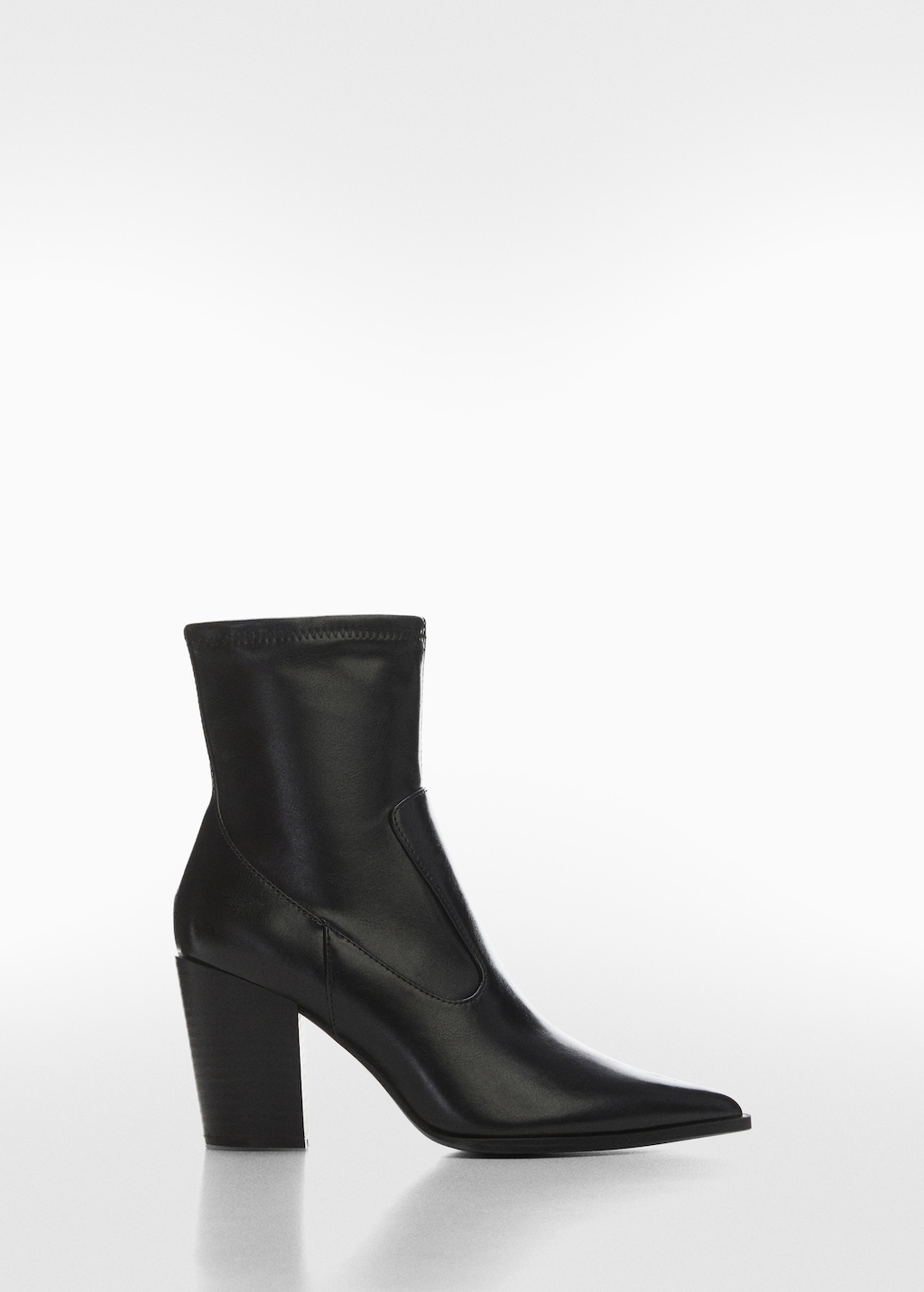 靴 twisted leather pointed toe zip boots Pointed-toe ankle boot swith zip closure - Women | MANGO