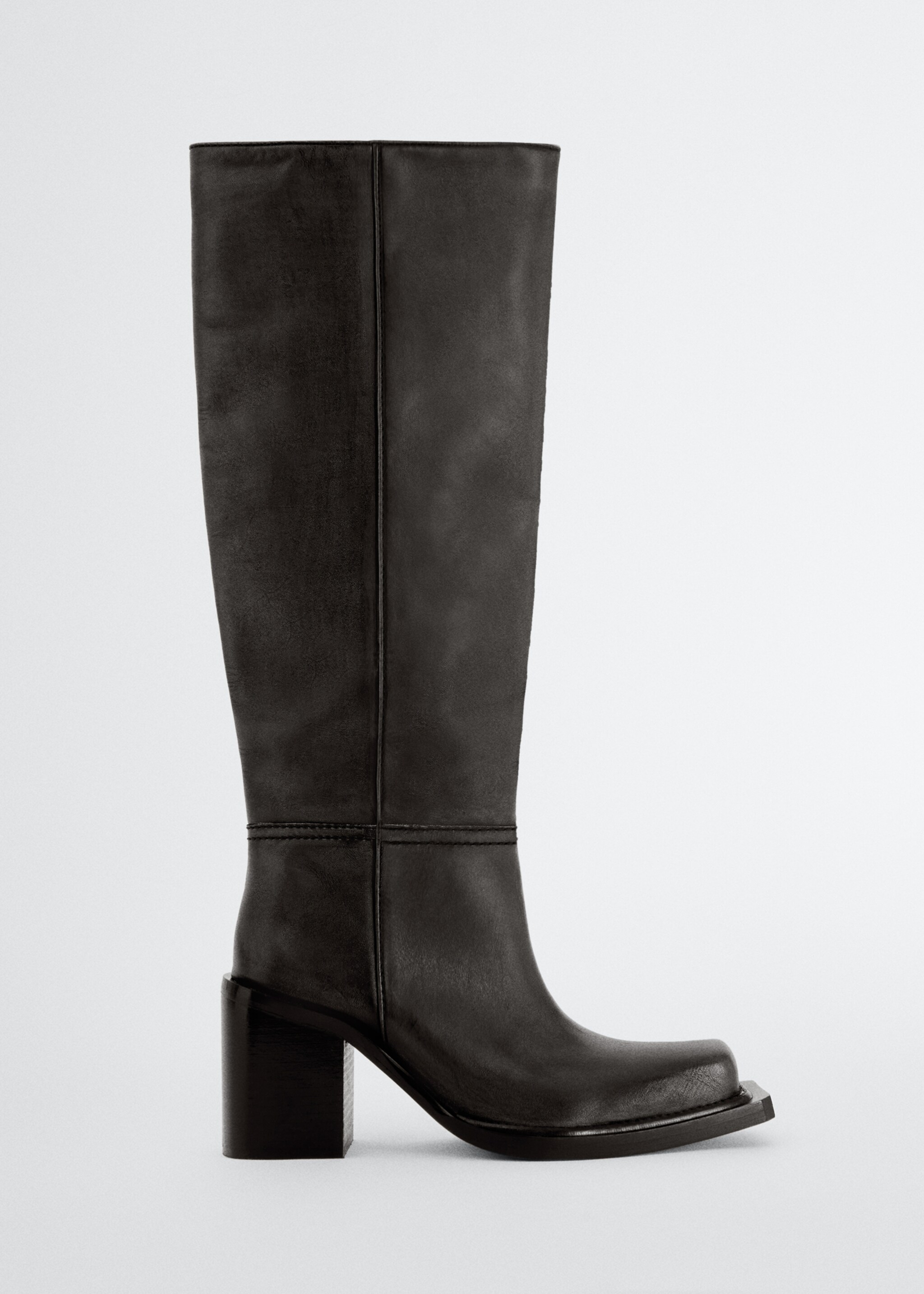 Lederstiefel mit hohem Schaft - Artikel ohne Model