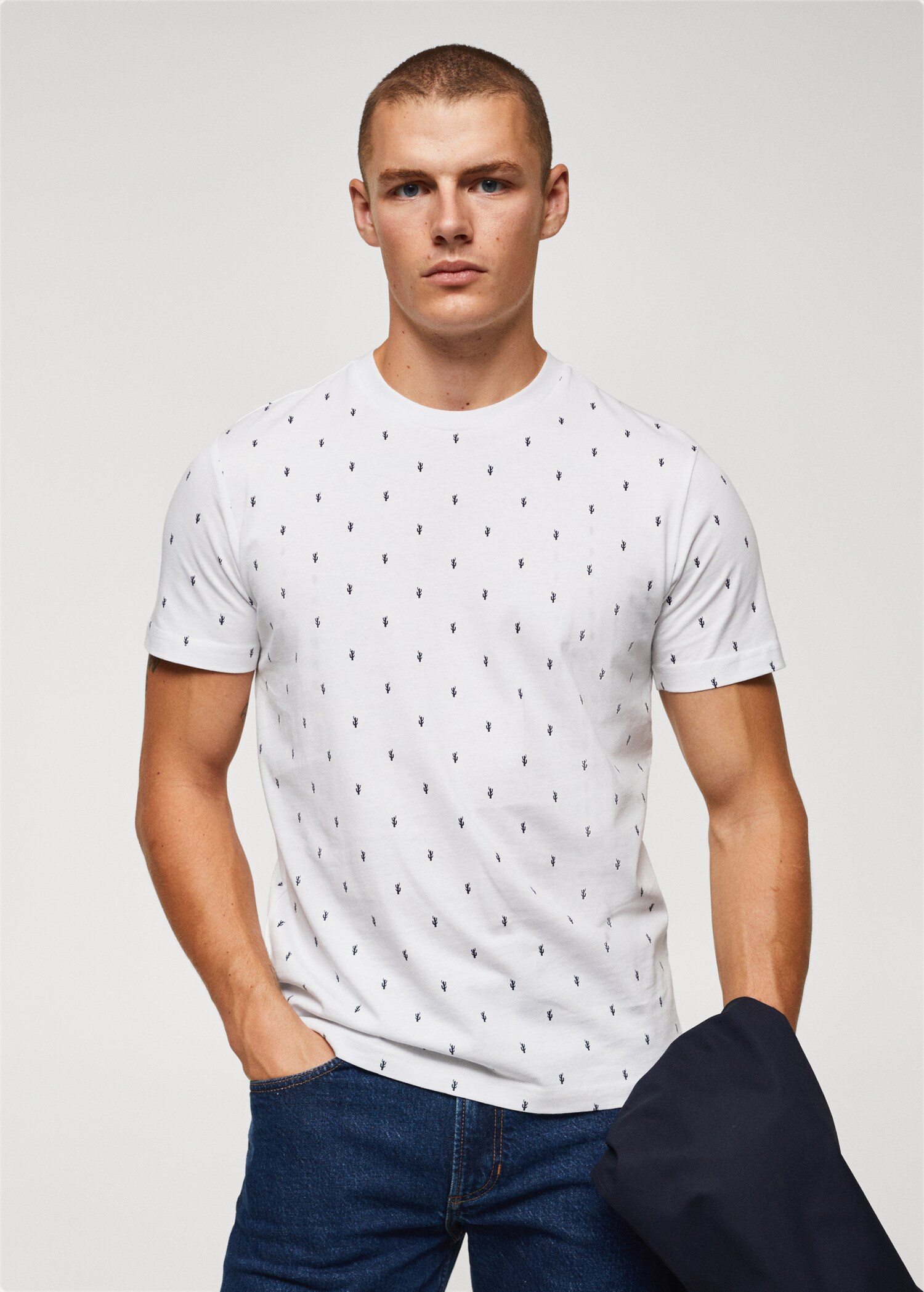 100% cotton printed t-shirt - Medium plane