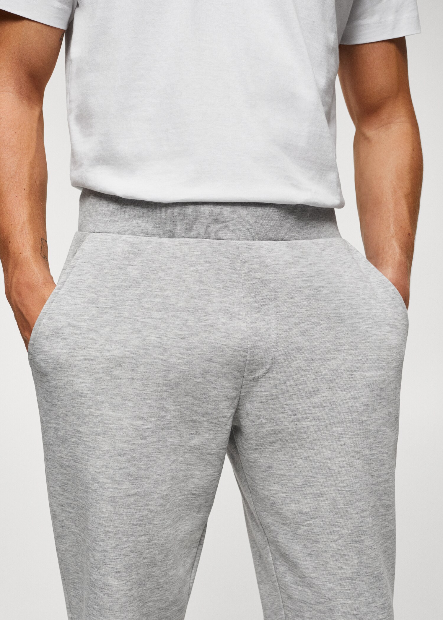 Cotton jogger-style trousers - Details of the article 1