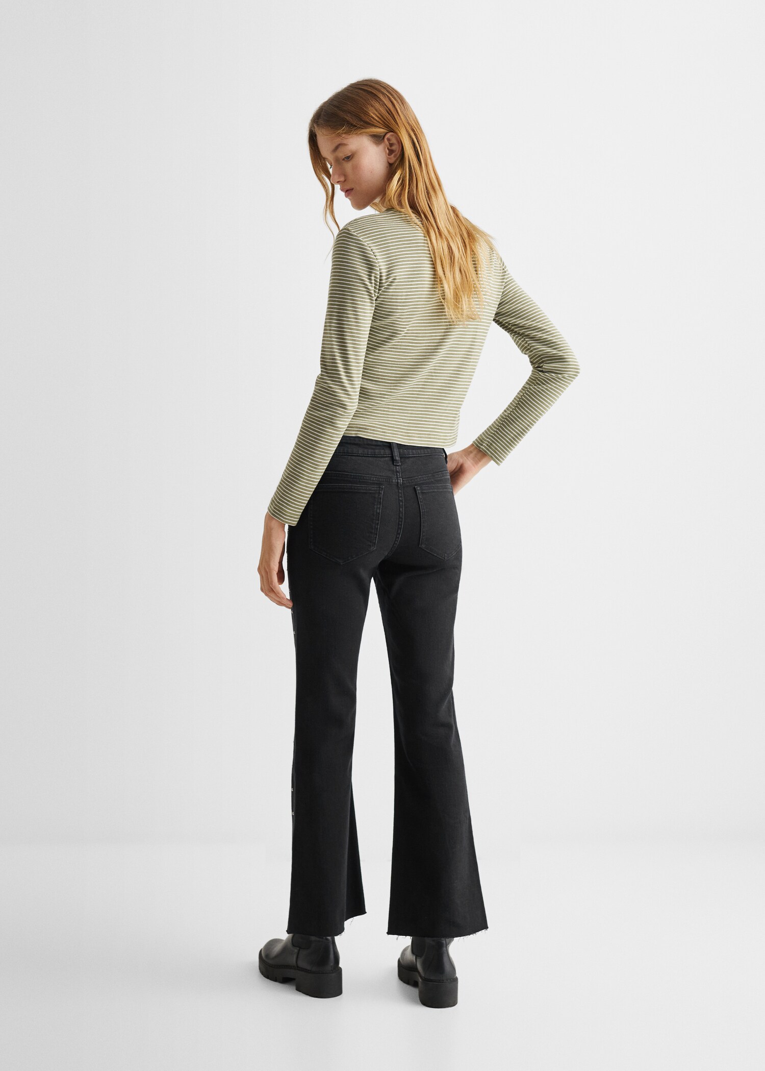 Beaded flared jeans - Reverse of the article