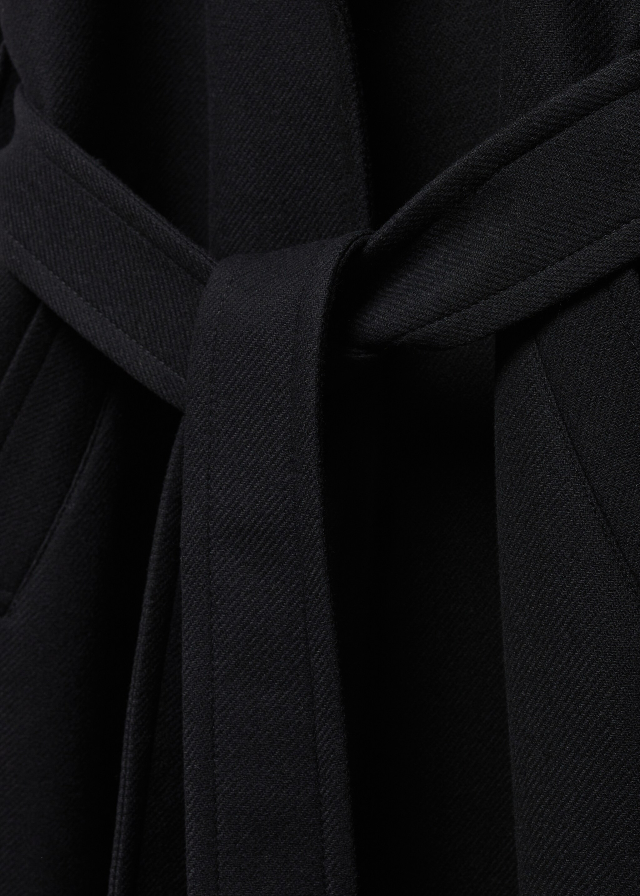 Abrigo lana manteco maxi solapas - Detalle del artículo 8, Negro. Ref: 57066727-00.