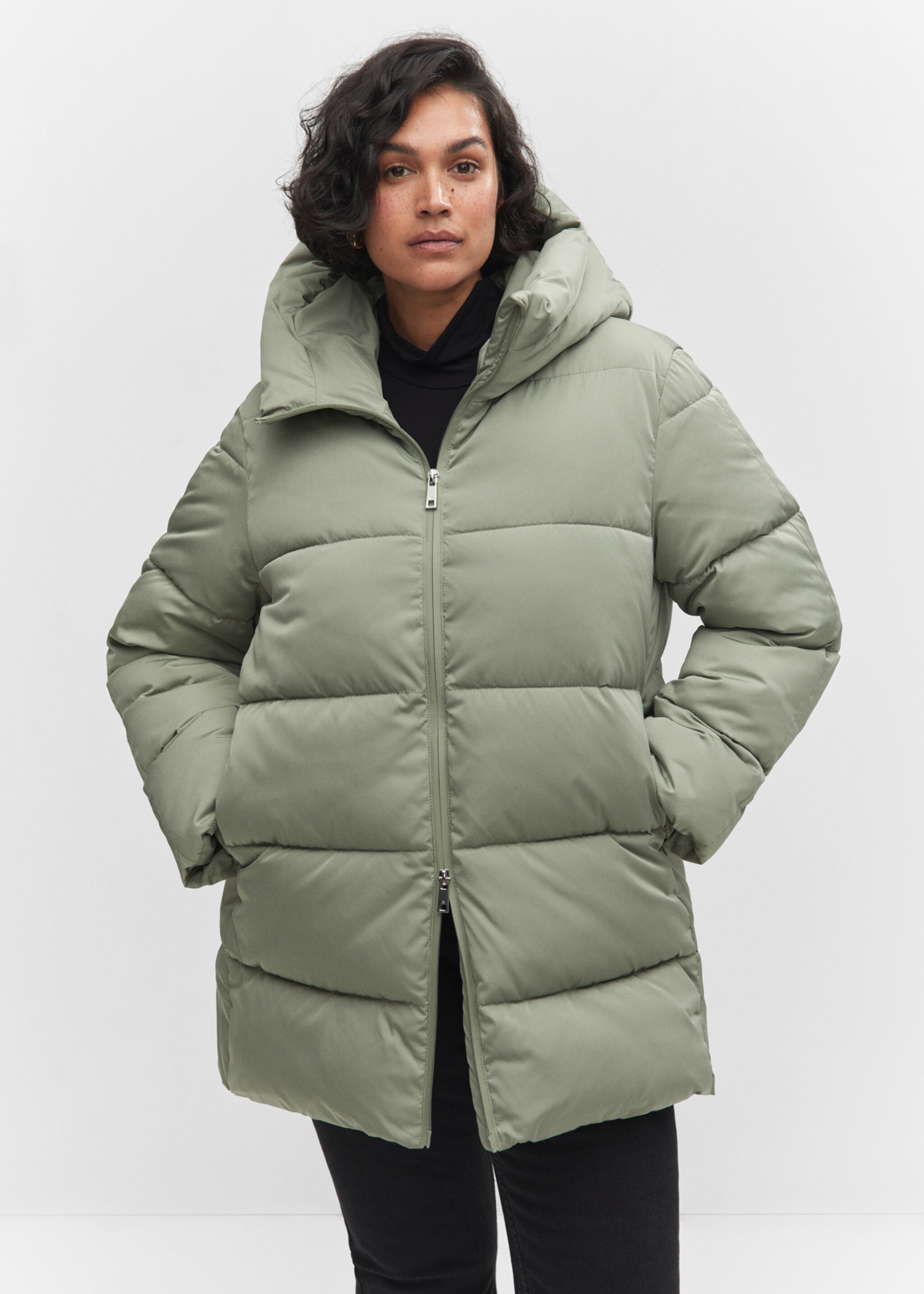 Hood puffer coat - Details of the article 5, Green. Ref: 57067702-00.