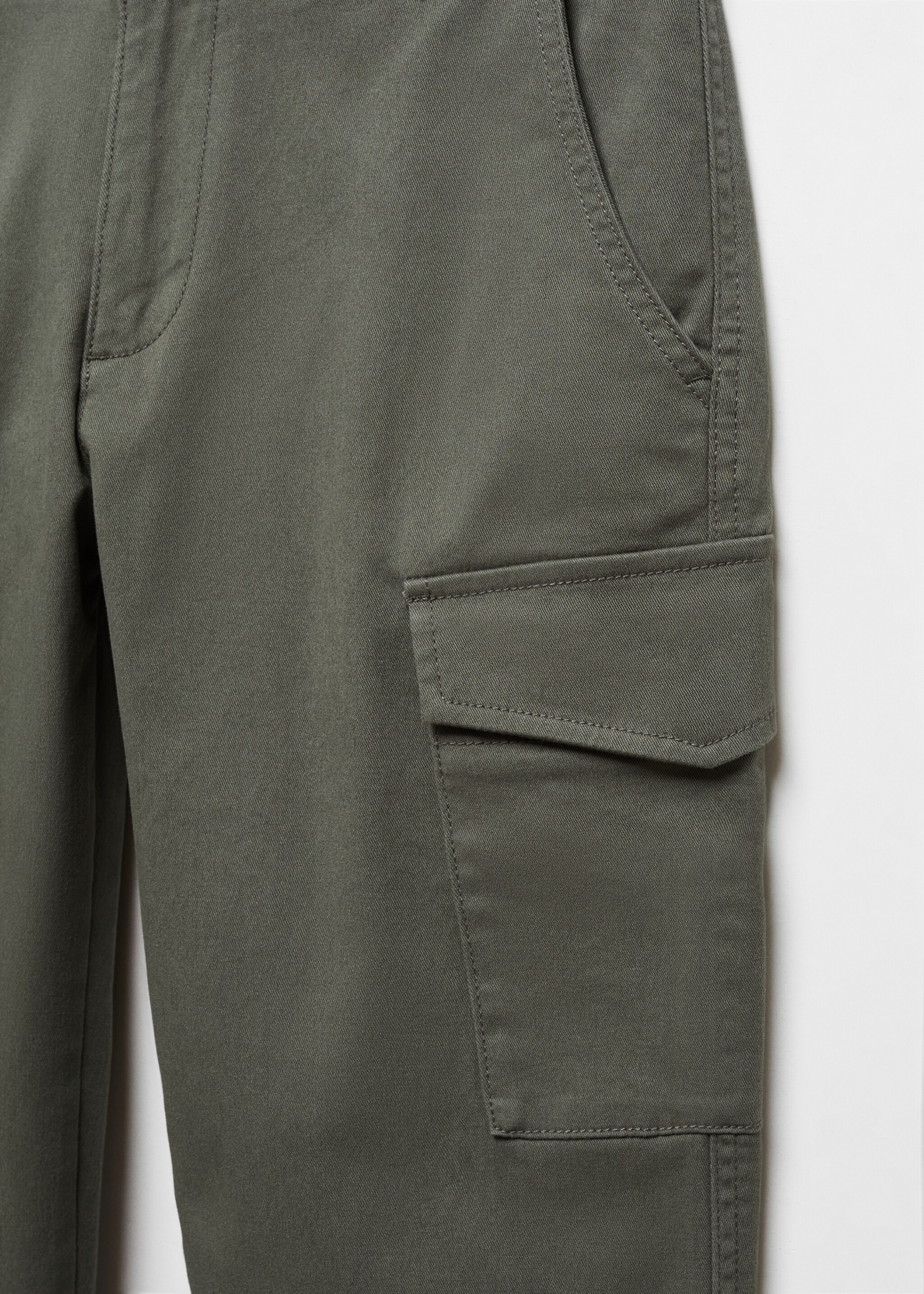 Cotton cargo pants - Details of the article 8, Medium Green. Ref: 57067722-00.