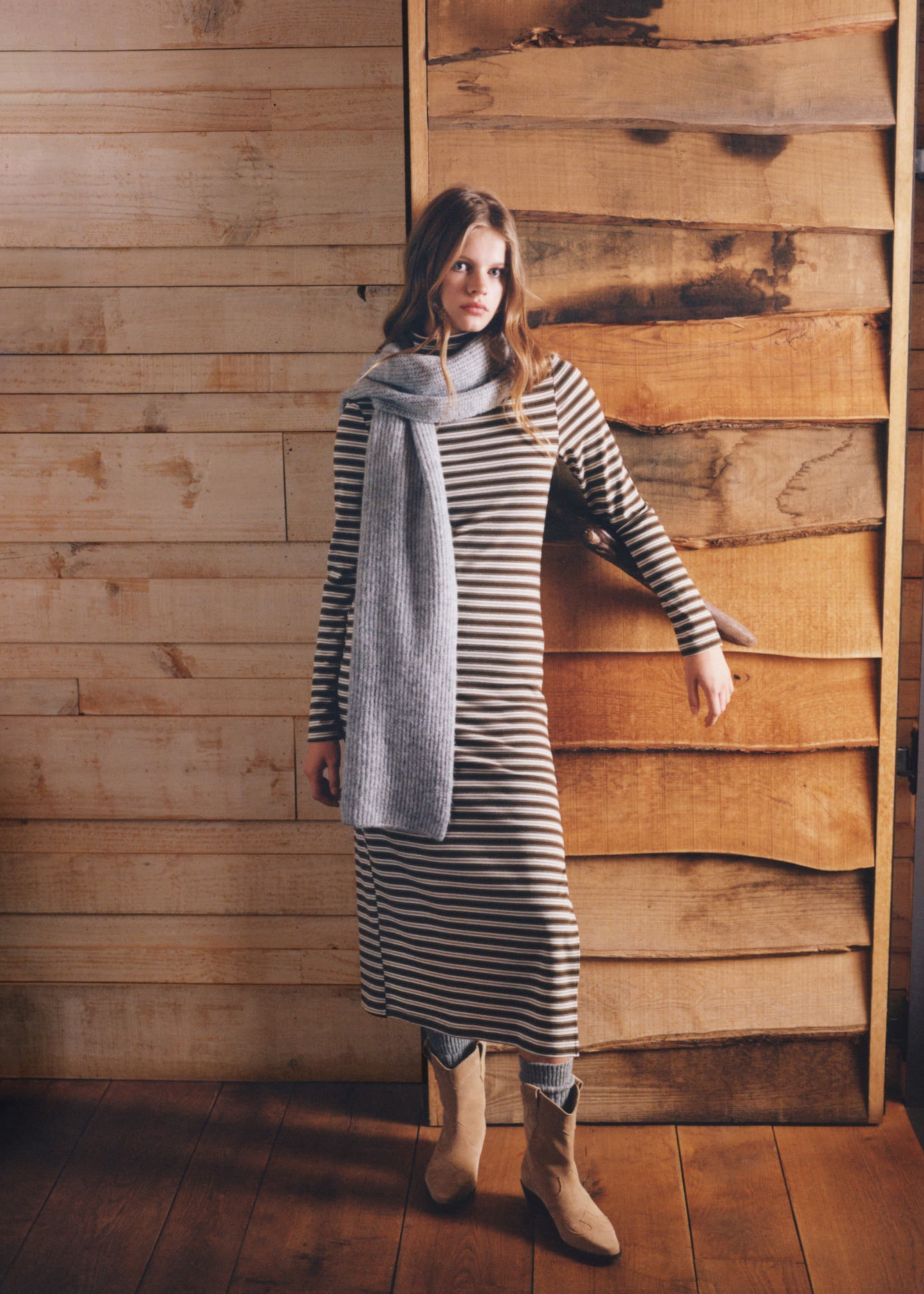 Striped long dress - Details of the article 5