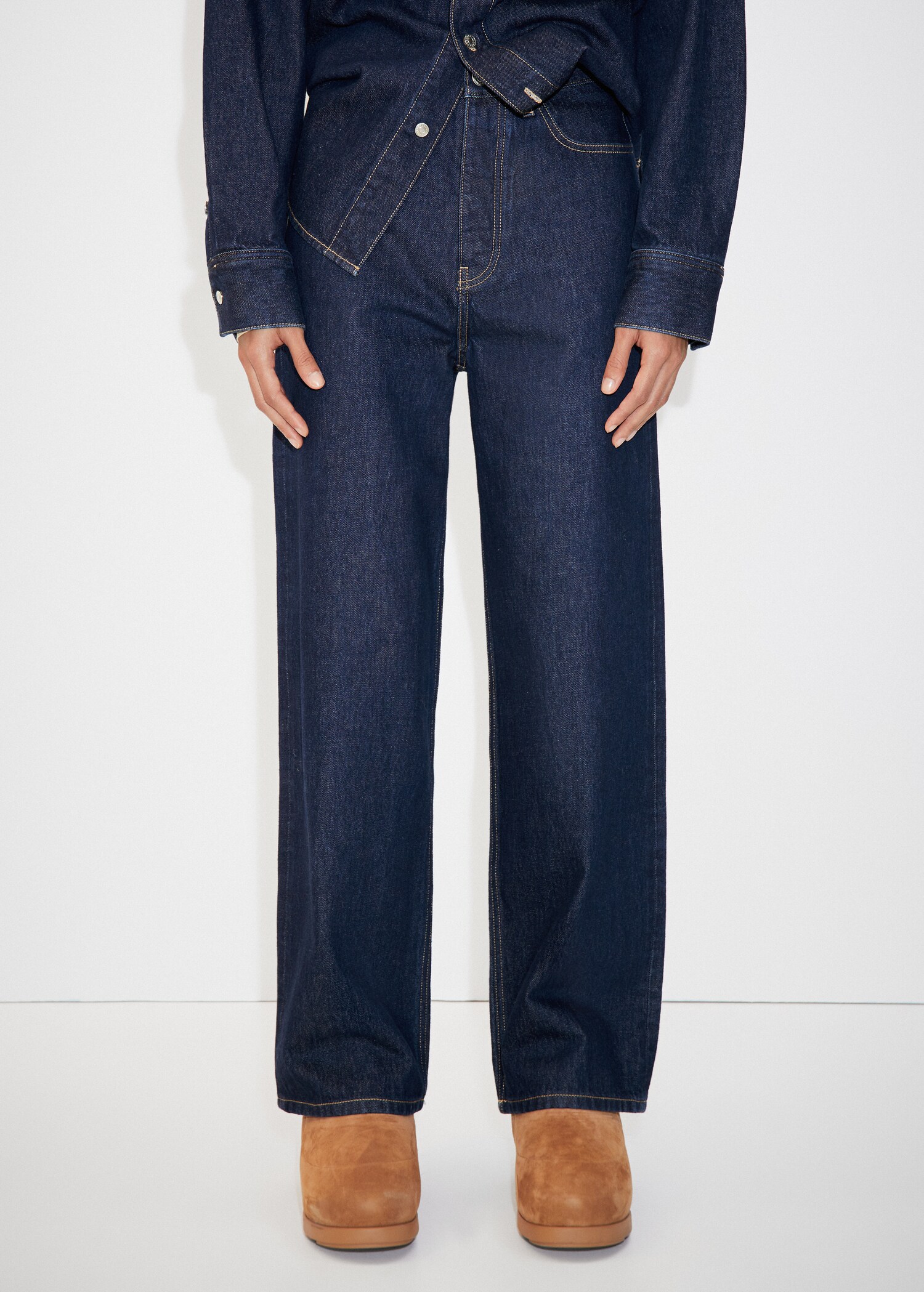 Jeans wideleg tiro medio - Plano medio