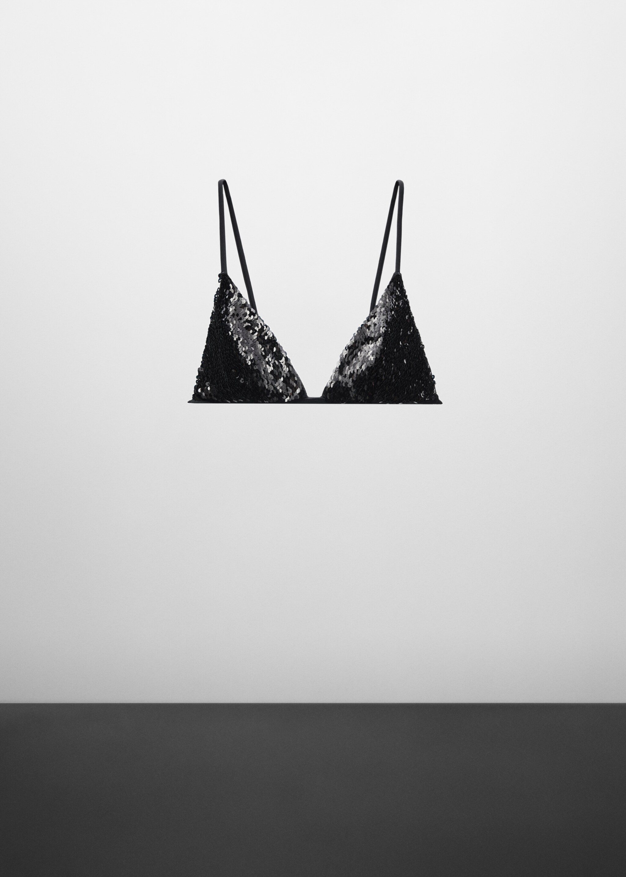 Sequined bra - Article without model, Black. Ref: 57069112-00.