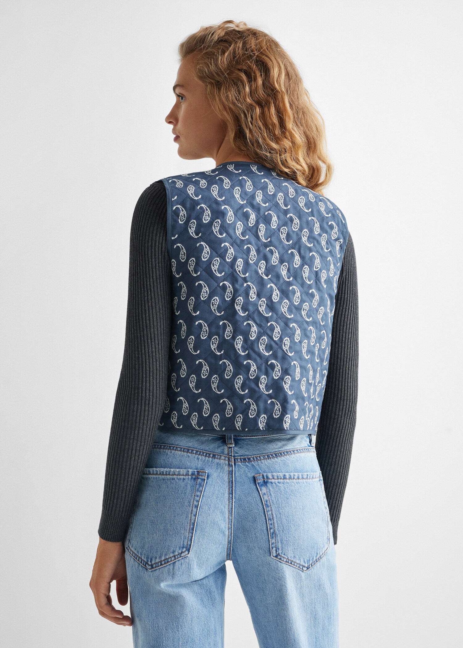 Paisley-print waistcoat - Reverse of the article