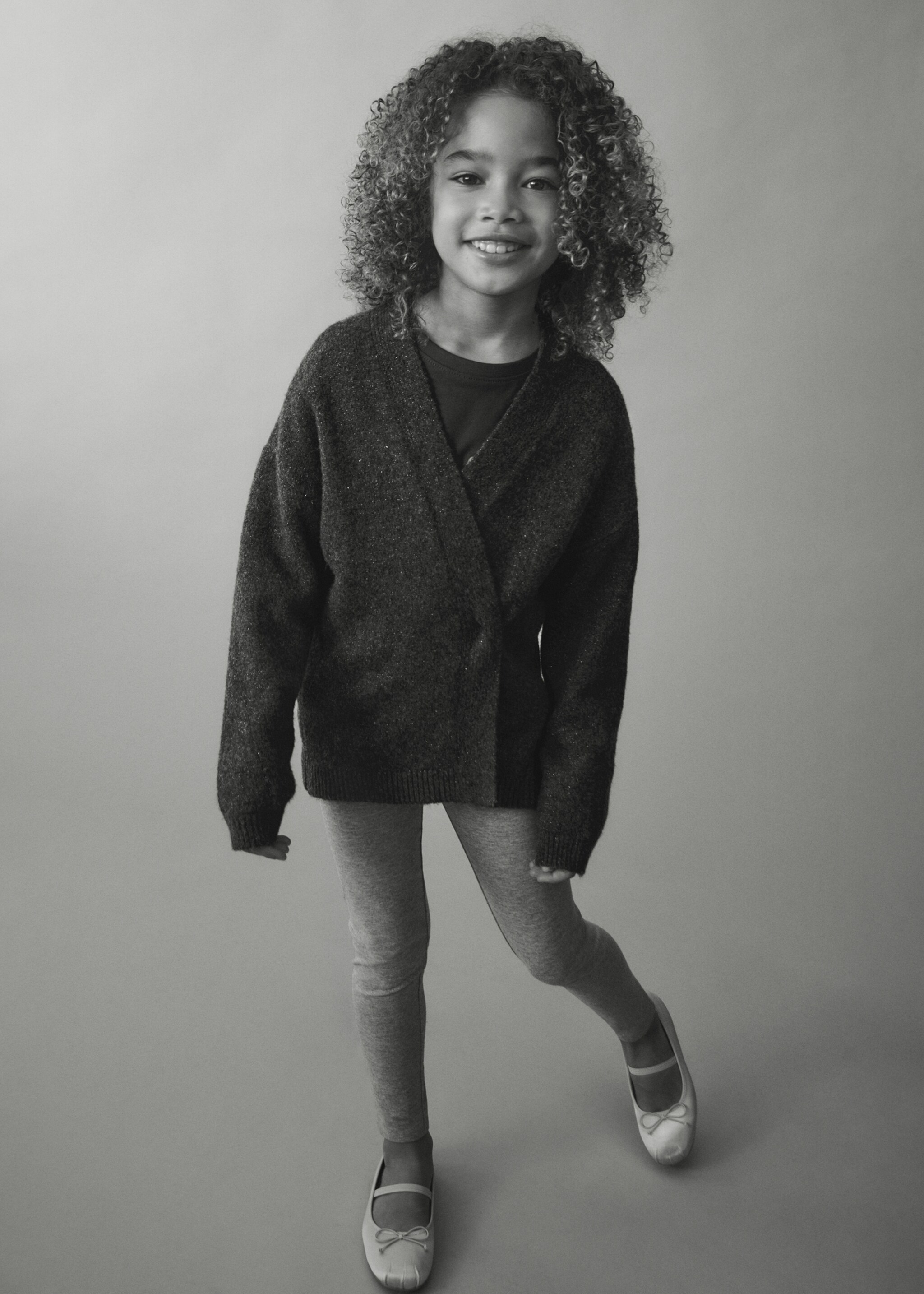 Lurex knitted cardigan - Details of the article 5, Dark Heather Grey. Ref: 57069217-00.