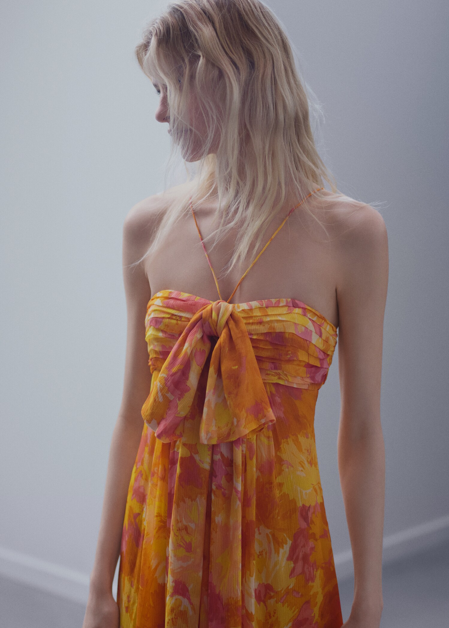 Vestido plisado escote lazo - Detalle del artículo 2