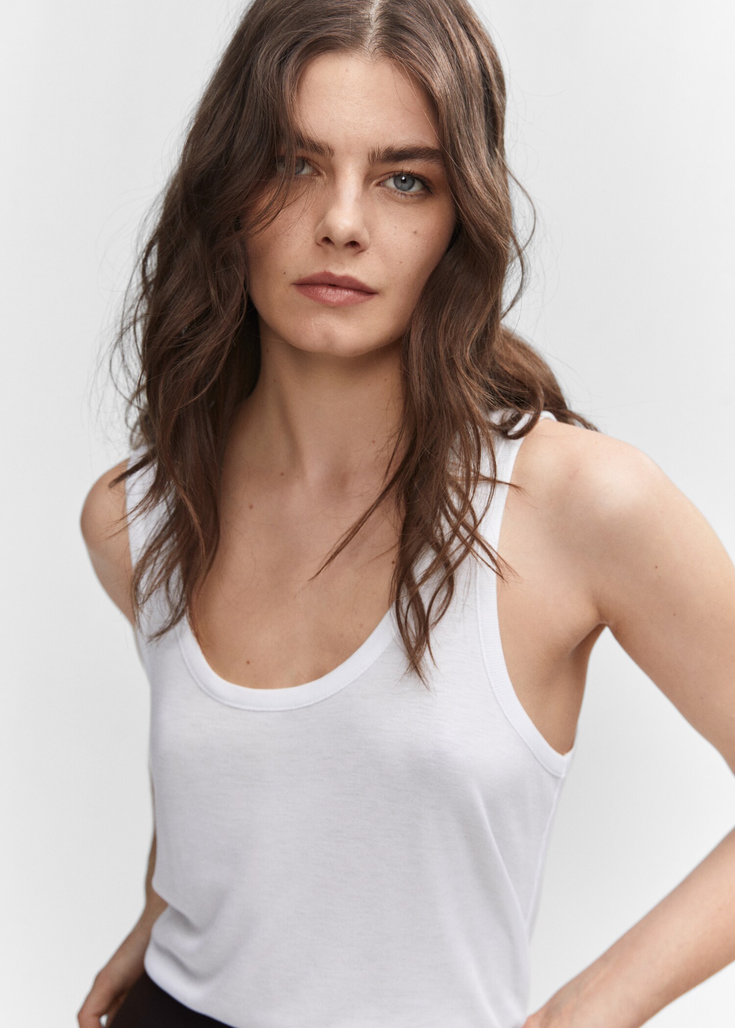 Fluid strapless top - Details of the article 1