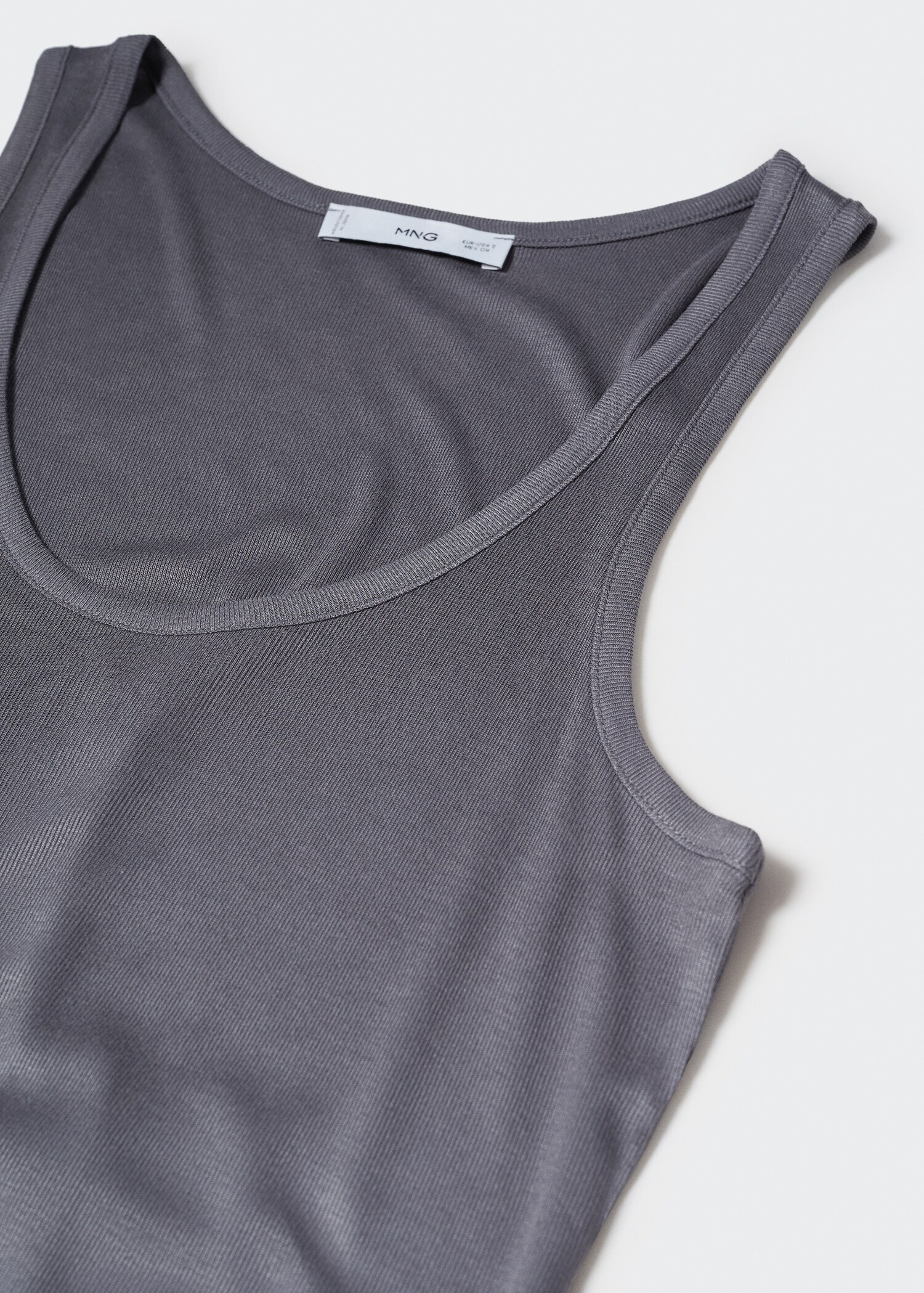 Fluid strapless top - Details of the article 8