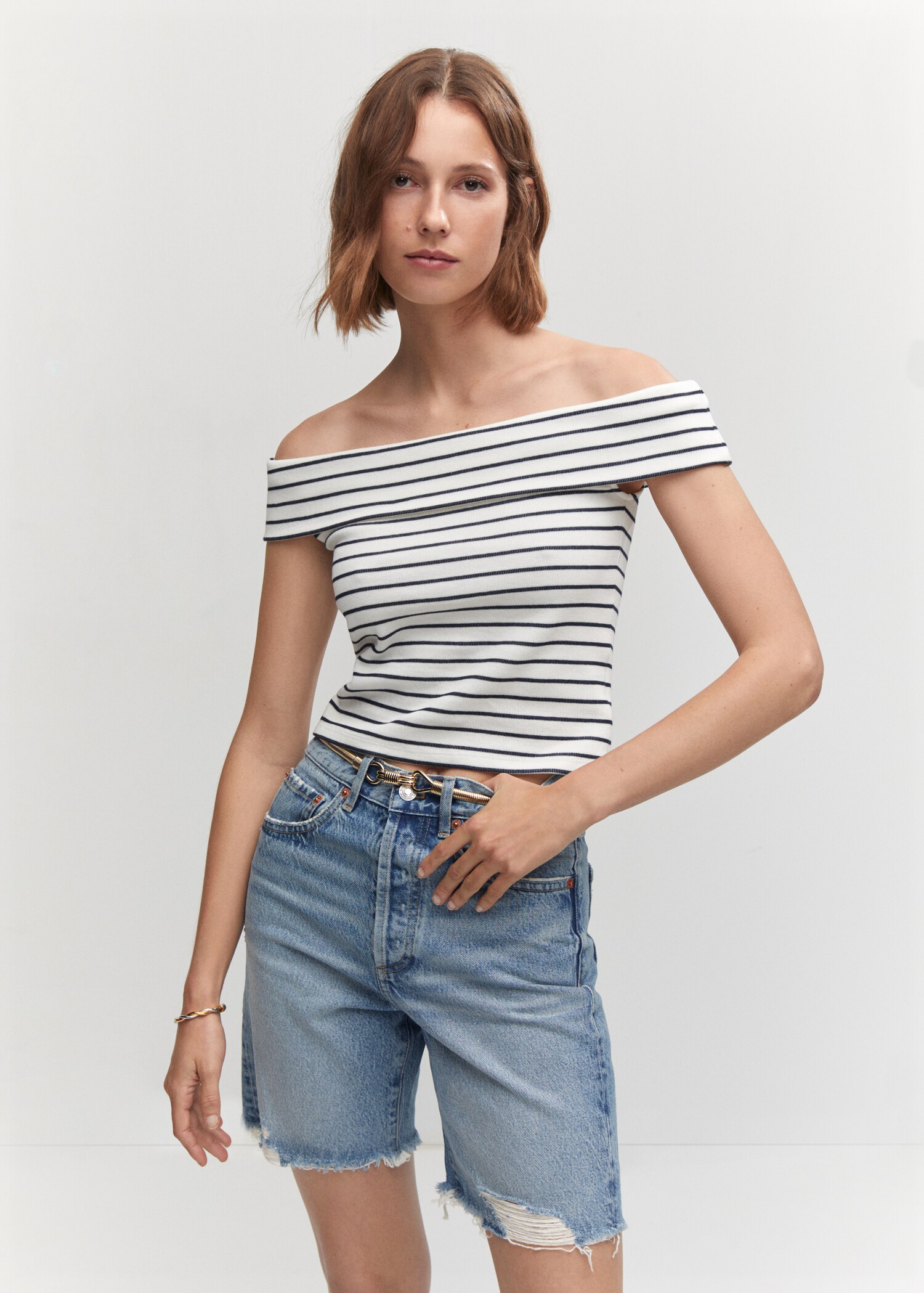 Off-shoulder top - Medium plane