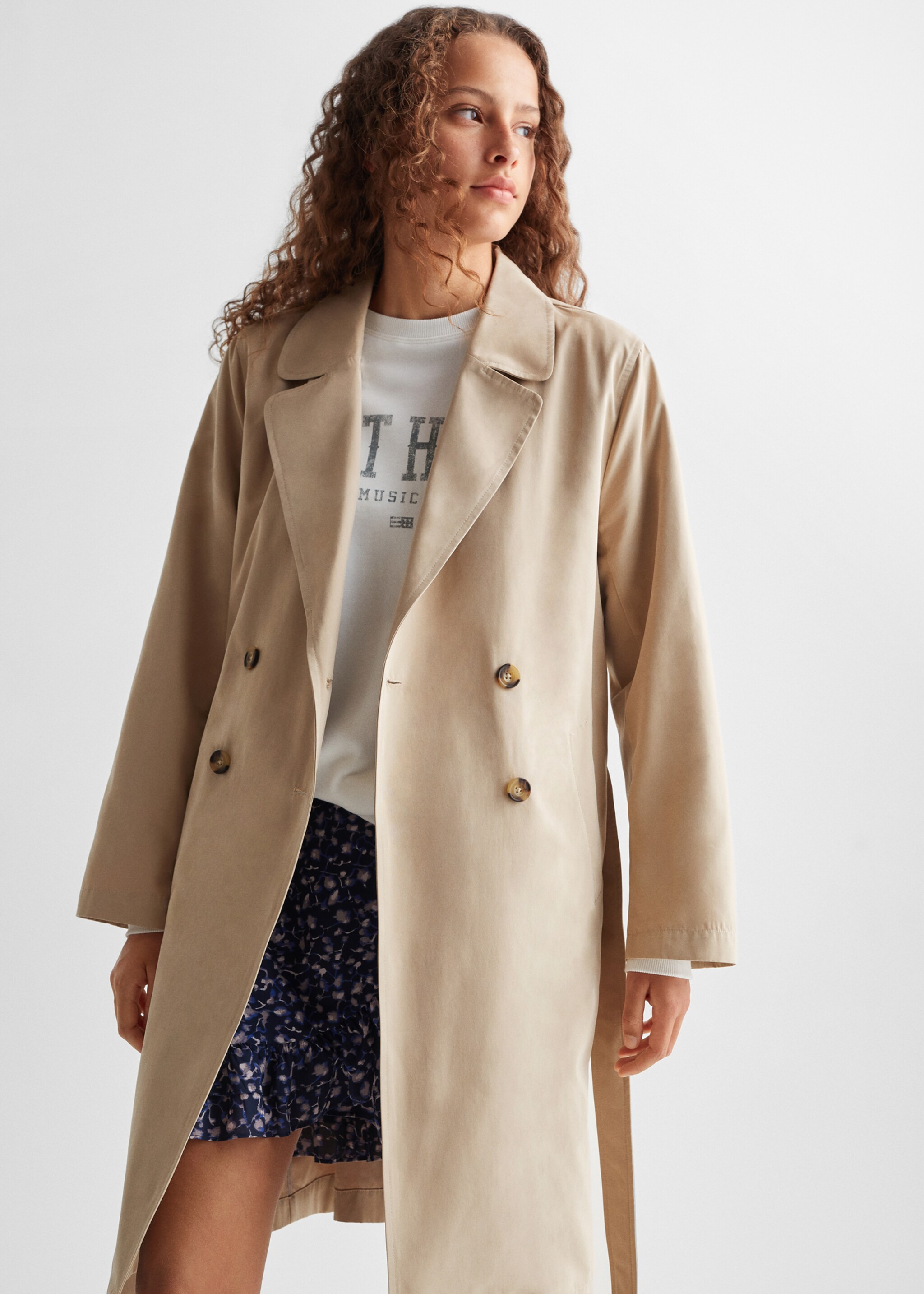 Classic trench coat with belt - Details of the article 4, Beige. Ref: 57072518-00.