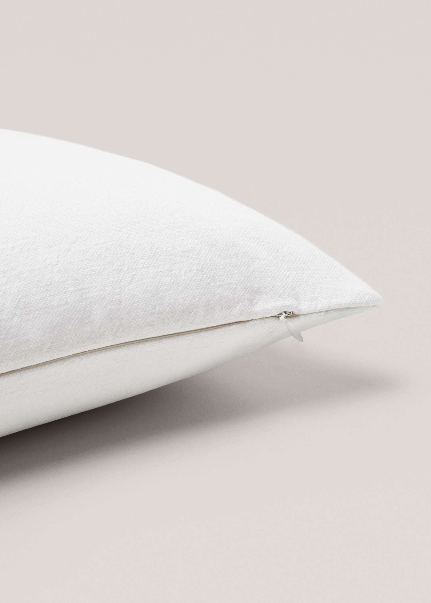 Cotton and linen blend cushion case 45x45cm - Details of the article 3