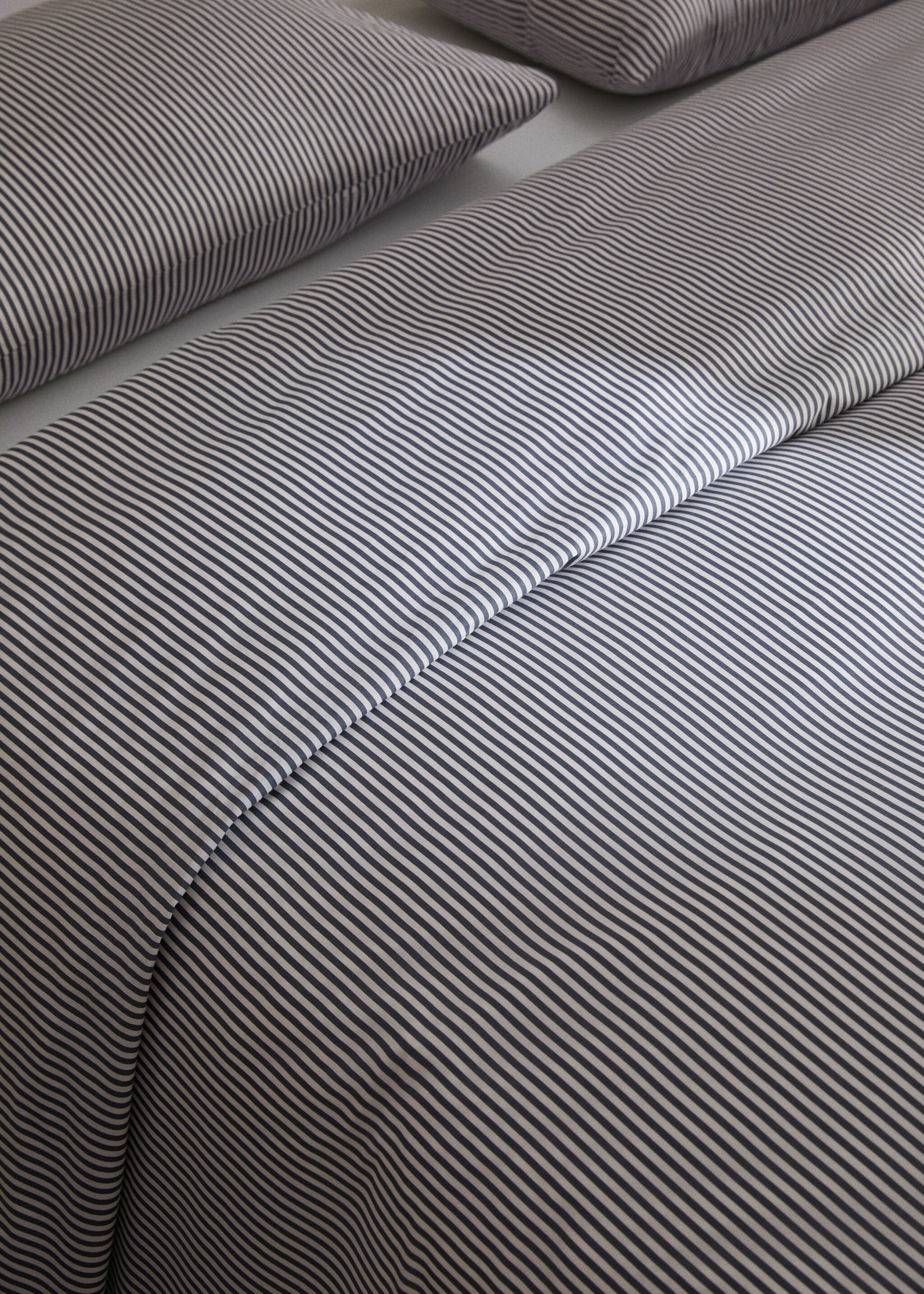 Kodak-striped duvet cover Single bed - Details of the article 8, Indigo Blue. Ref: 57072526-00.