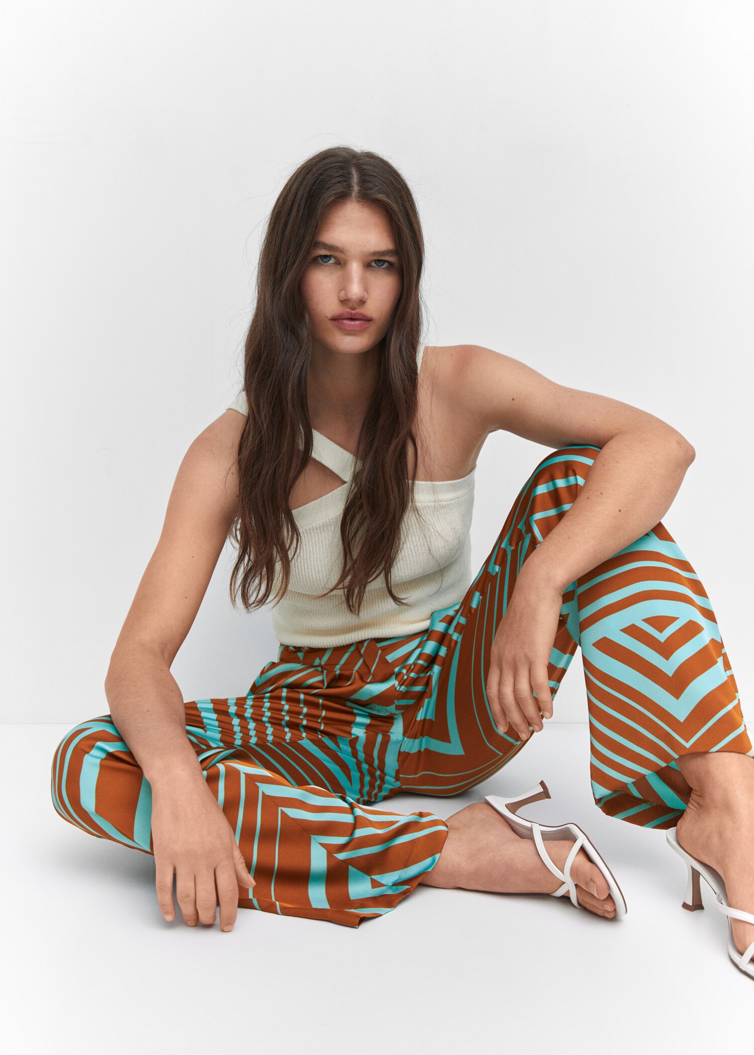 Pantalón satinado estampado - Detalle del artículo 2