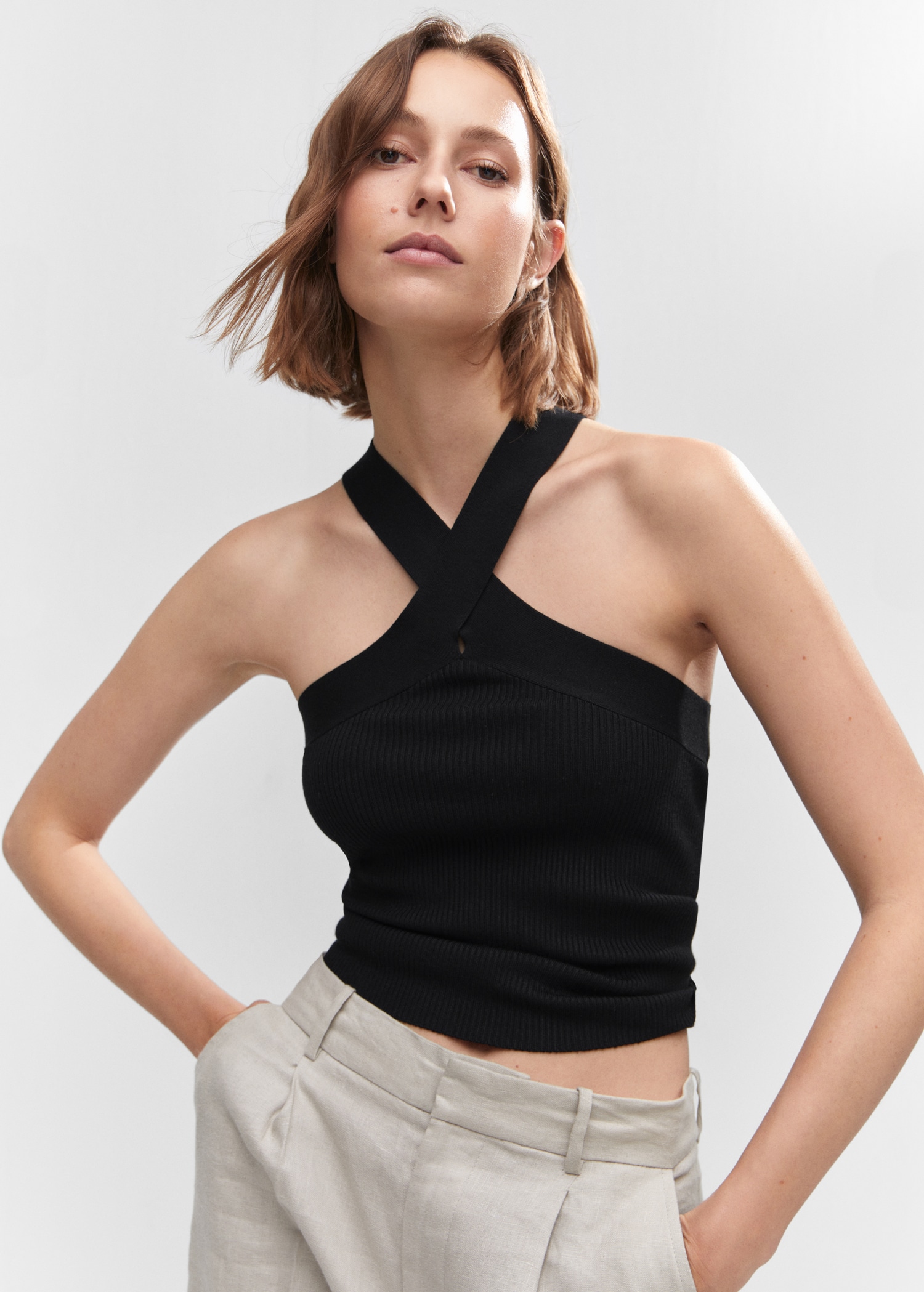 Halter-neck knitted top Women MANGO OUTLET Romania