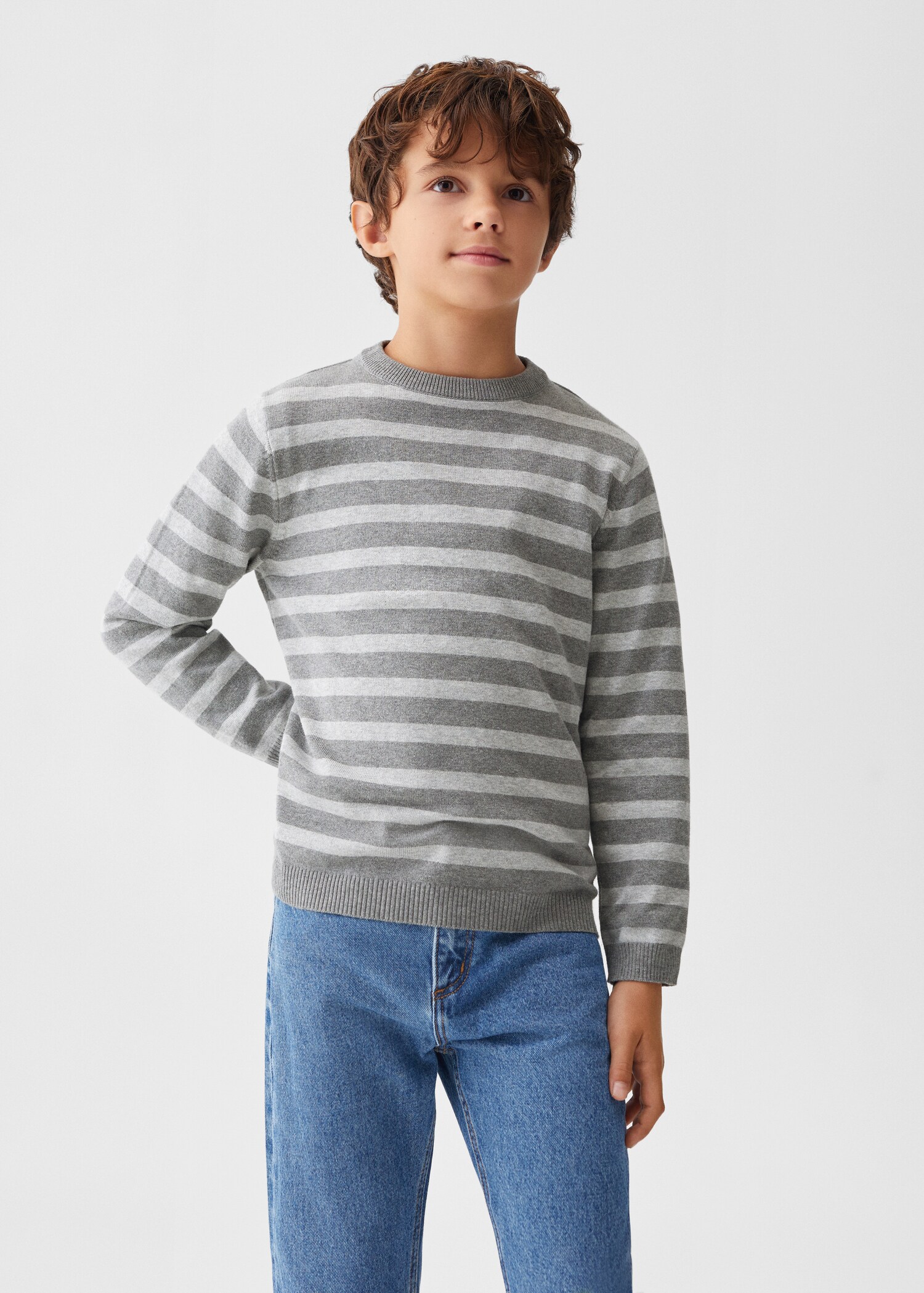 Knit striped sweater - Medium plane
