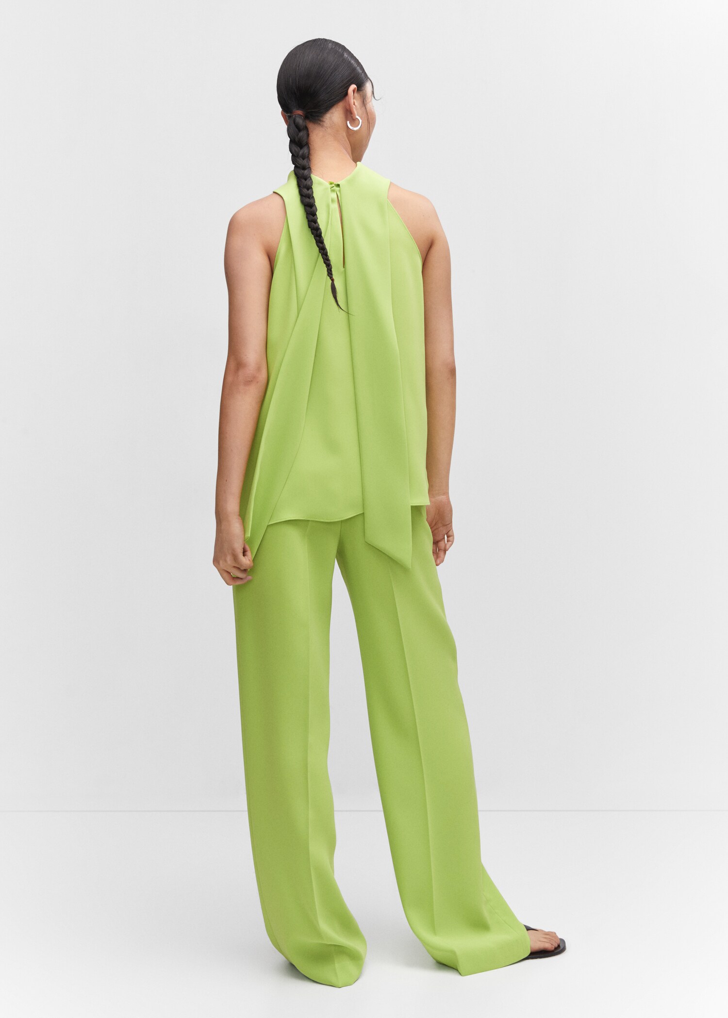 Blusa halter dettaglio spacco - Retro dell'articolo