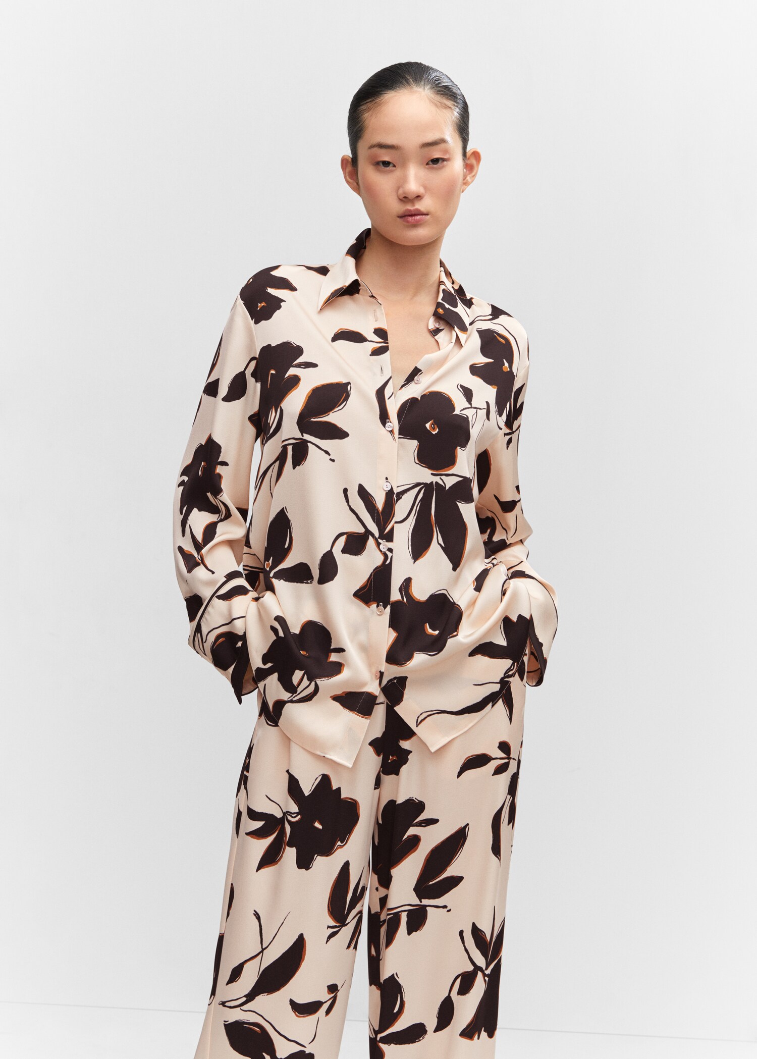 Chemise satinée imprimée - Plan moyen
