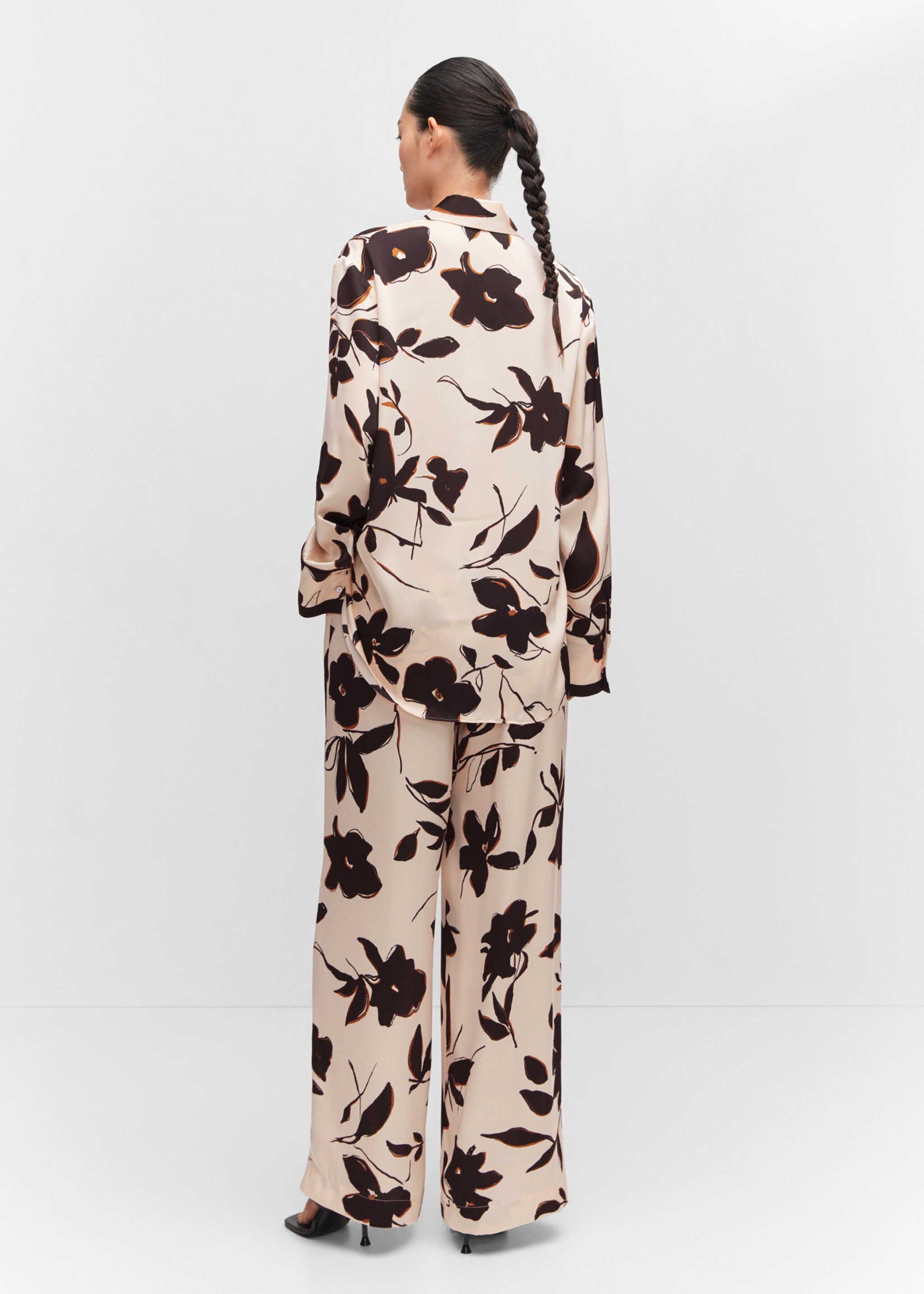 Chemise satinée imprimée - Verso de l’article, Écru. Ref: 57073806-00.