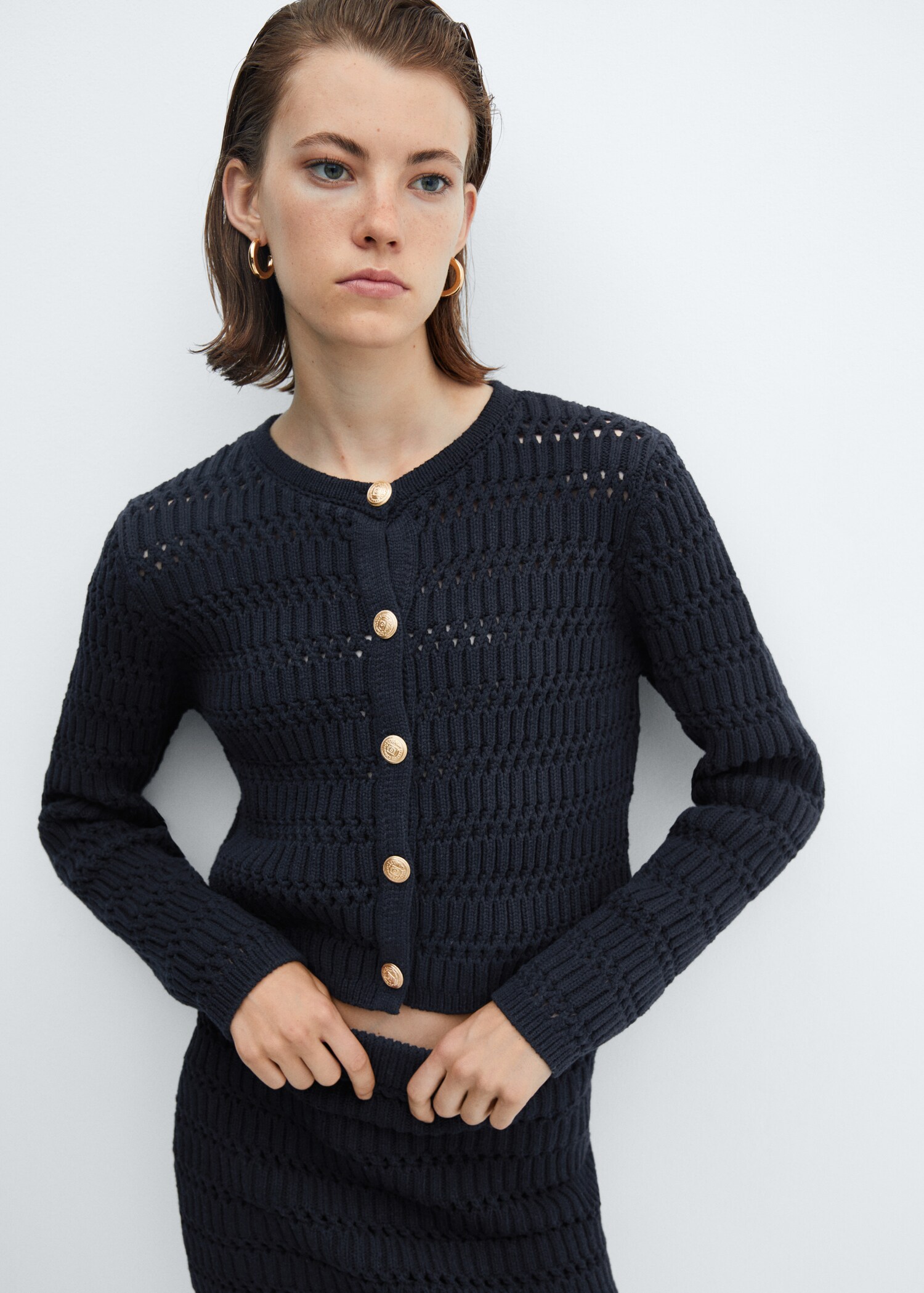 Knitted cardigan with jewel button - Medium plane