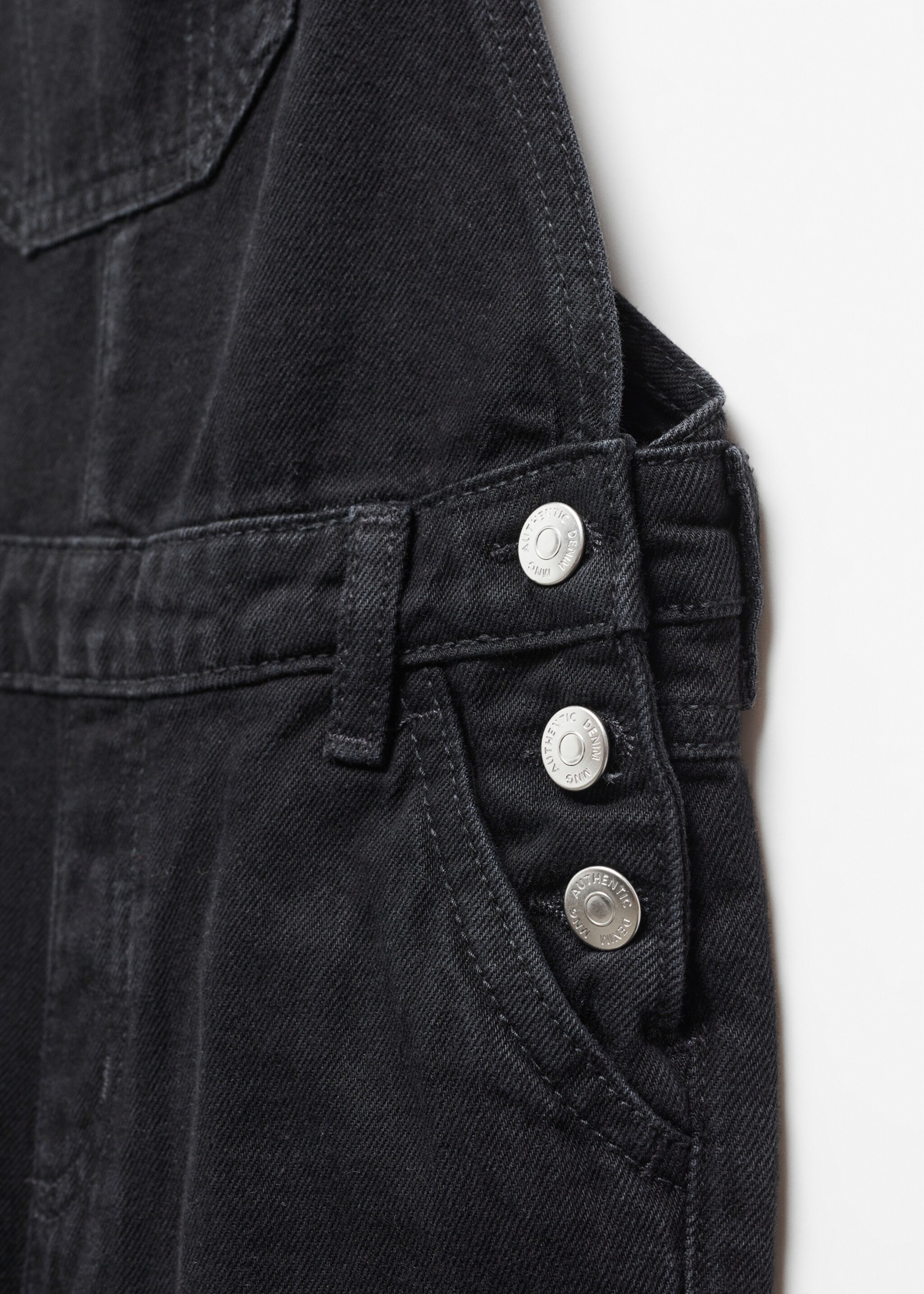 Long denim dungarees - Details of the article 8, Black denim. Ref: 57074005-00.