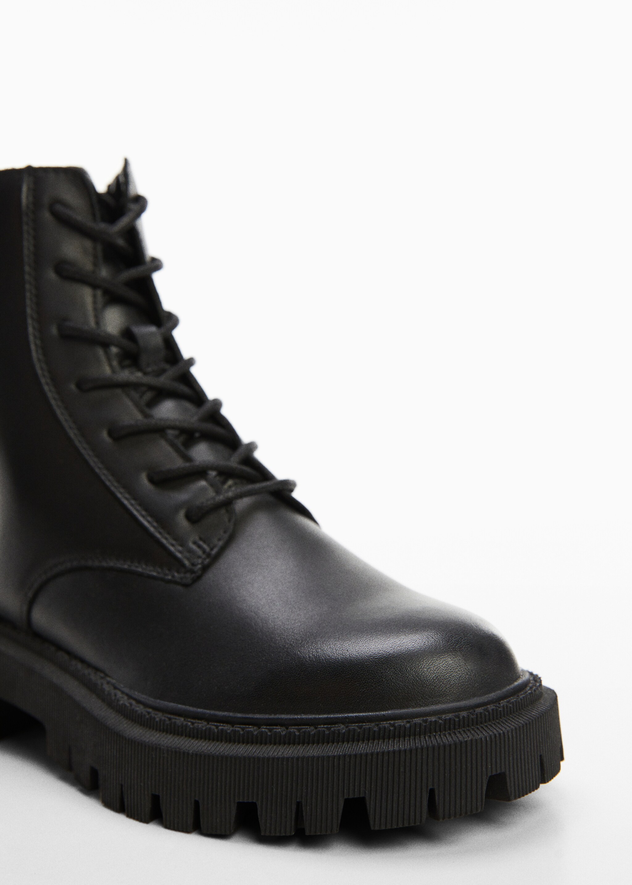 Hoge veterschoenen - Detail van het artikel 2