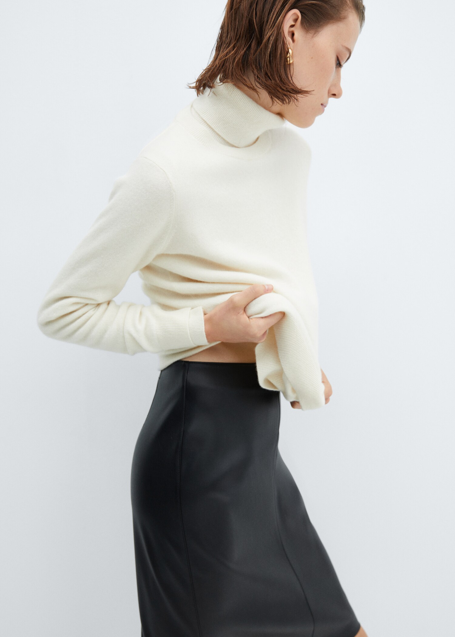 Leather-effect pencil skirt - Details of the article 2