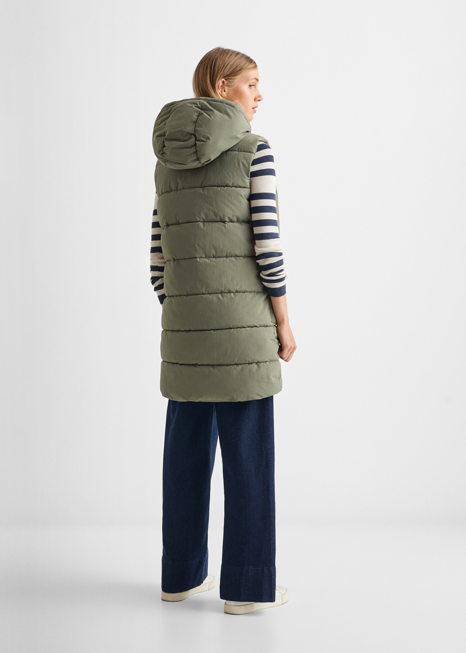 Long quilted gilet - Reverse of the article