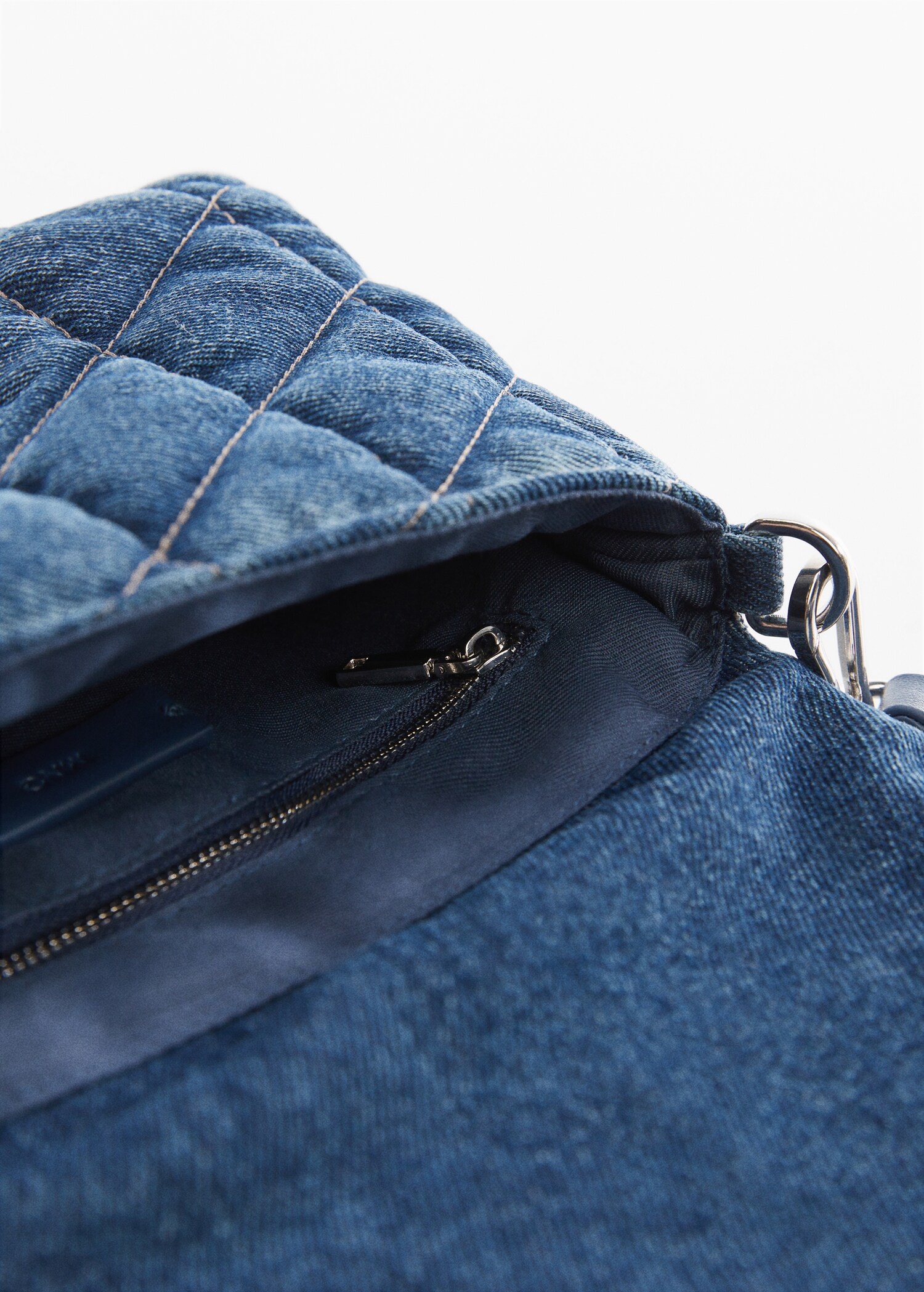 Bossa denim embuatada - Detall de l'article 1