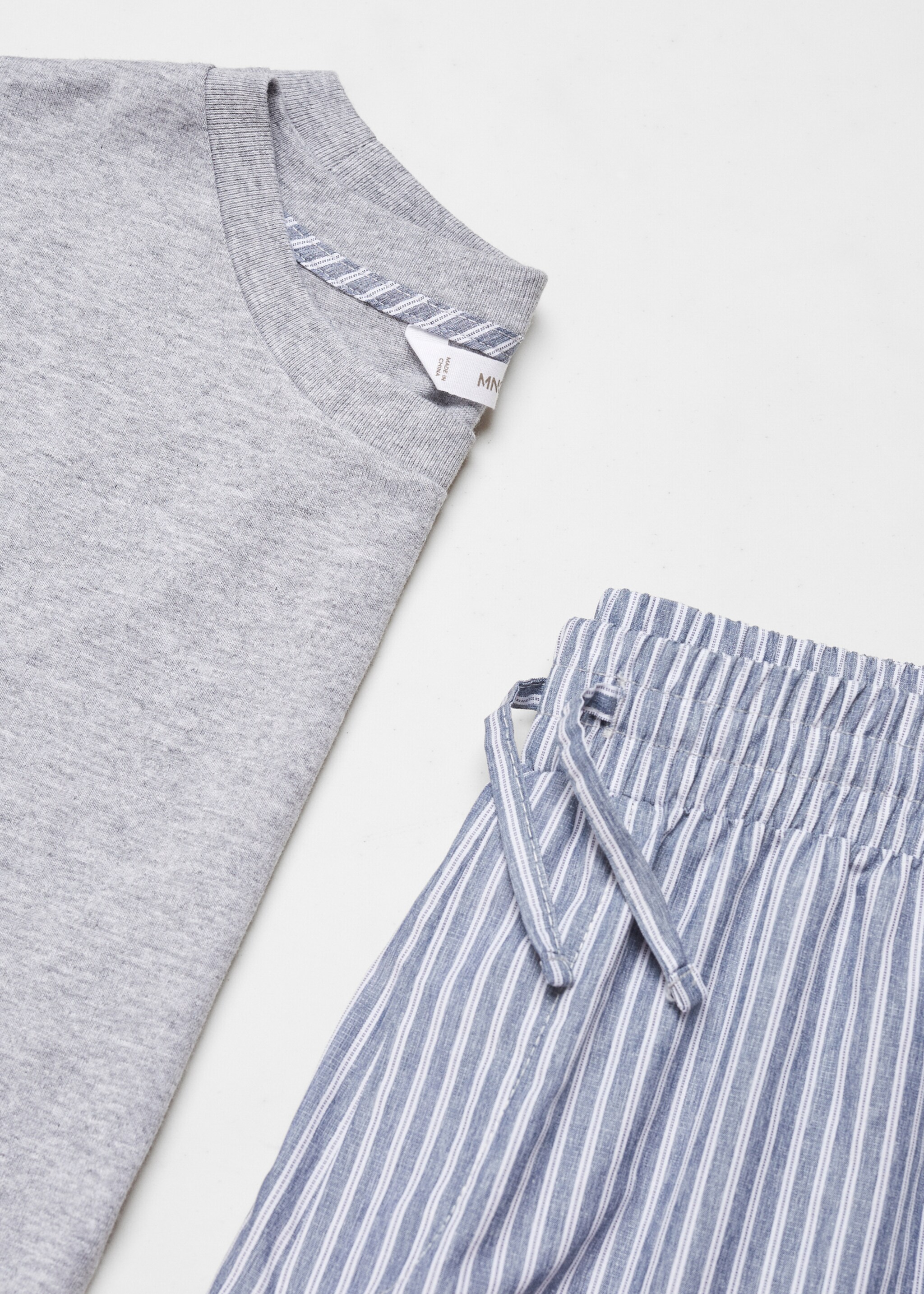 Striped long pyjamas - Details of the article 8