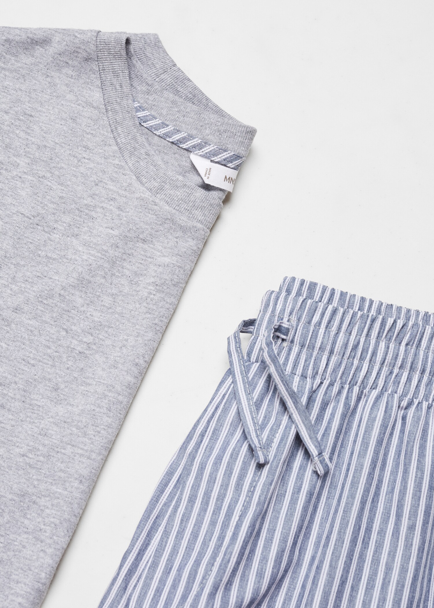 Striped long pyjamas - Details of the article 8