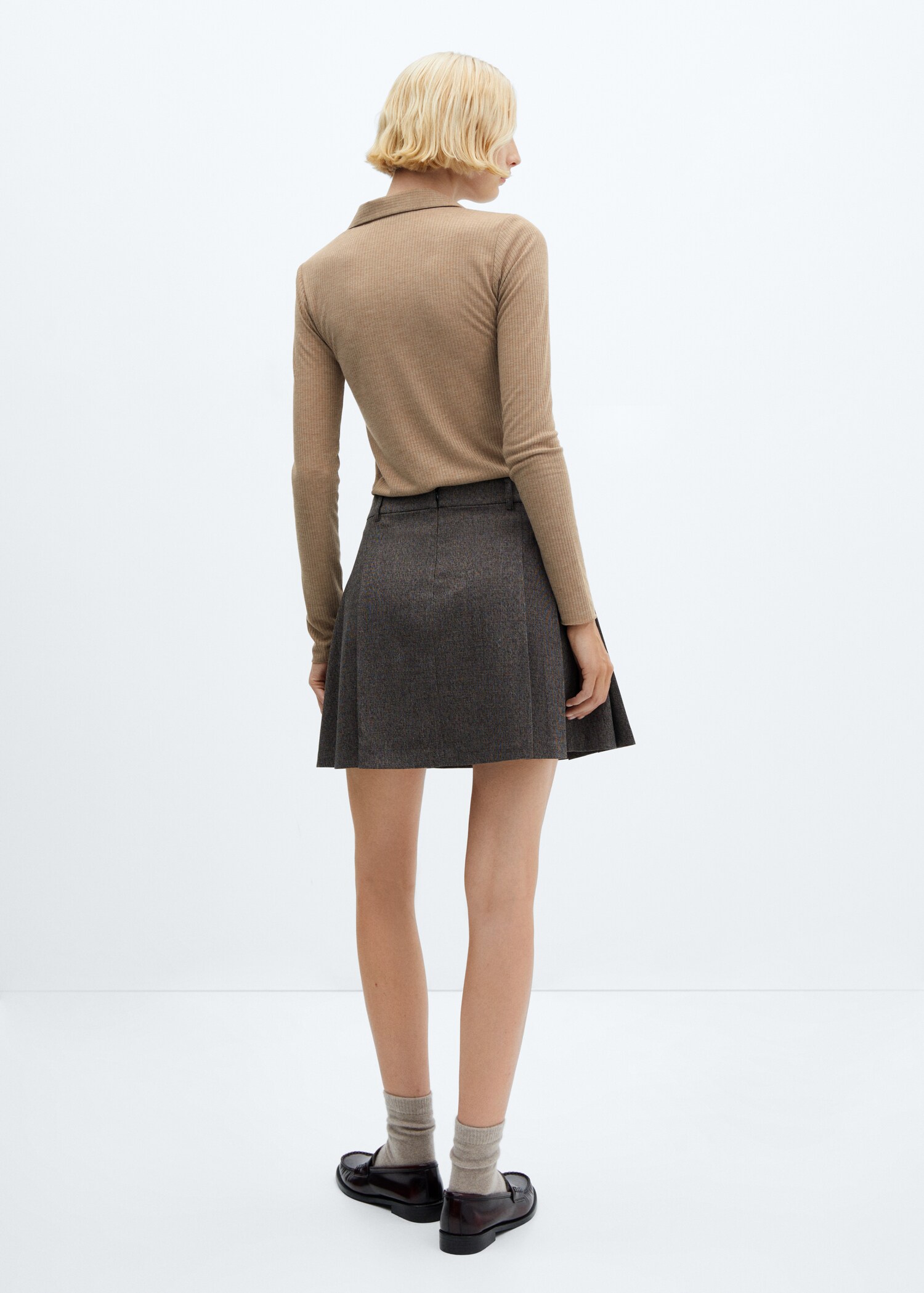 Rib-knit shirt - Reverse of the article