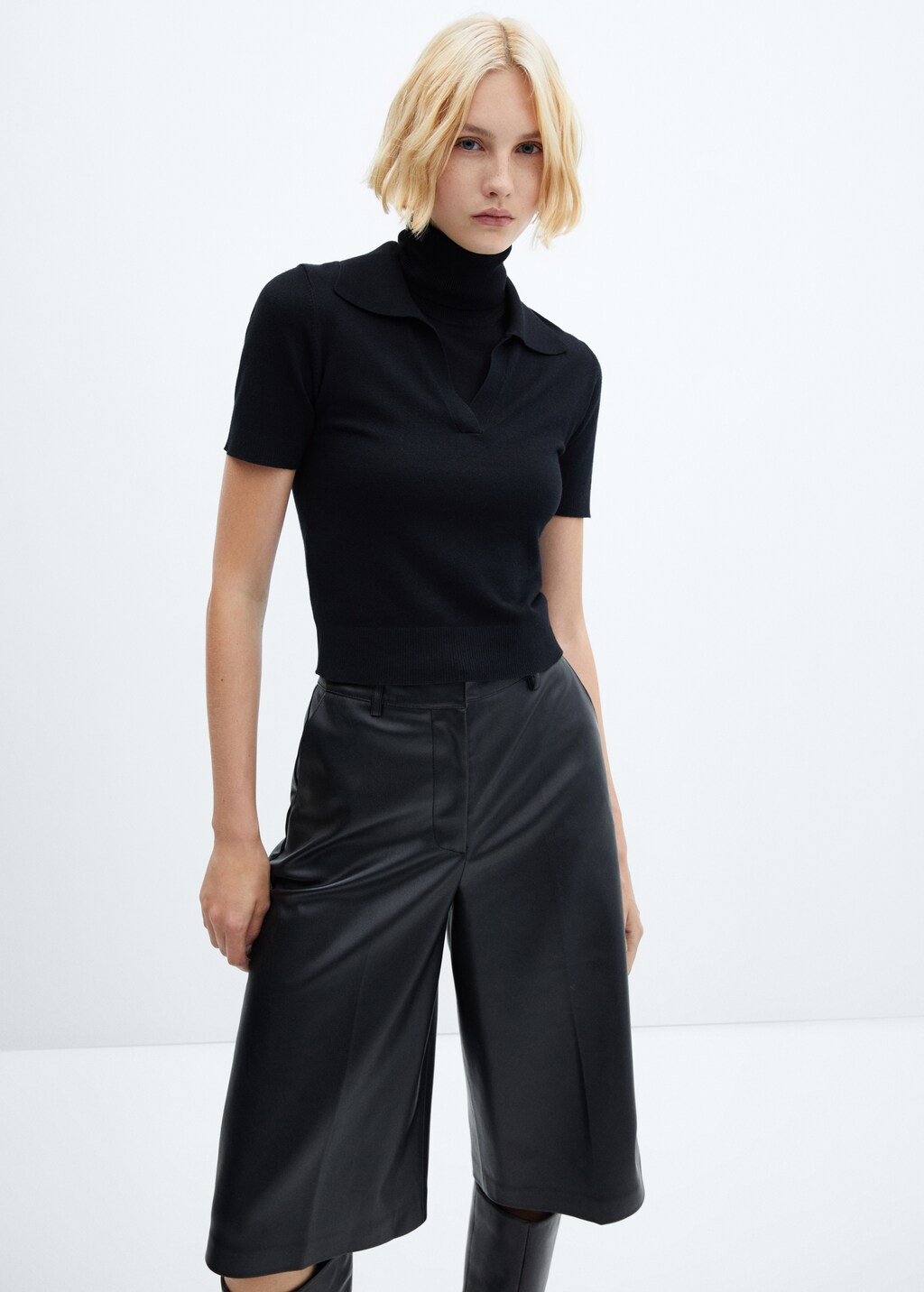Leather effect Bermuda shorts