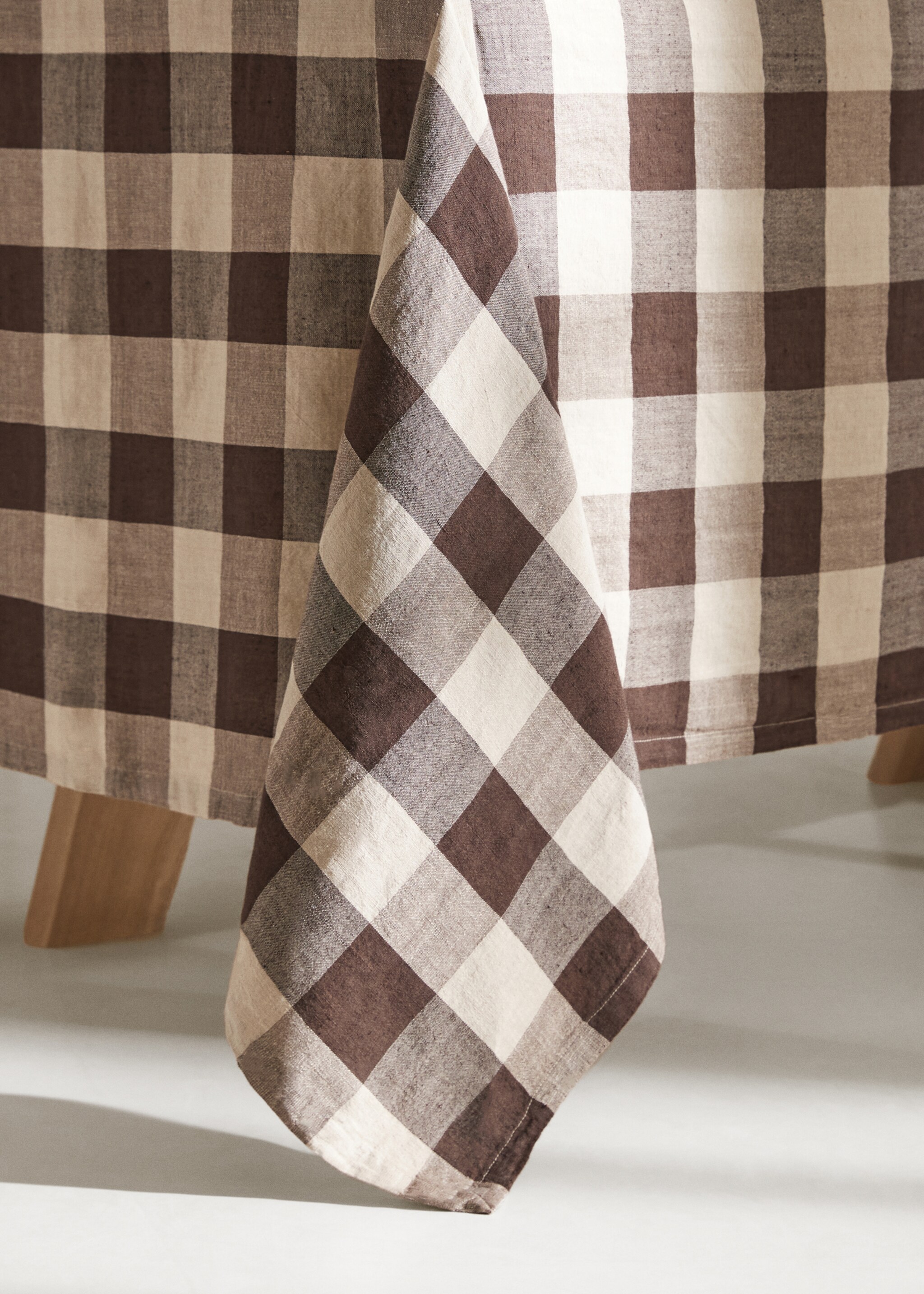 Check linen and cotton tablecloth 170x250cm - Details of the article 7