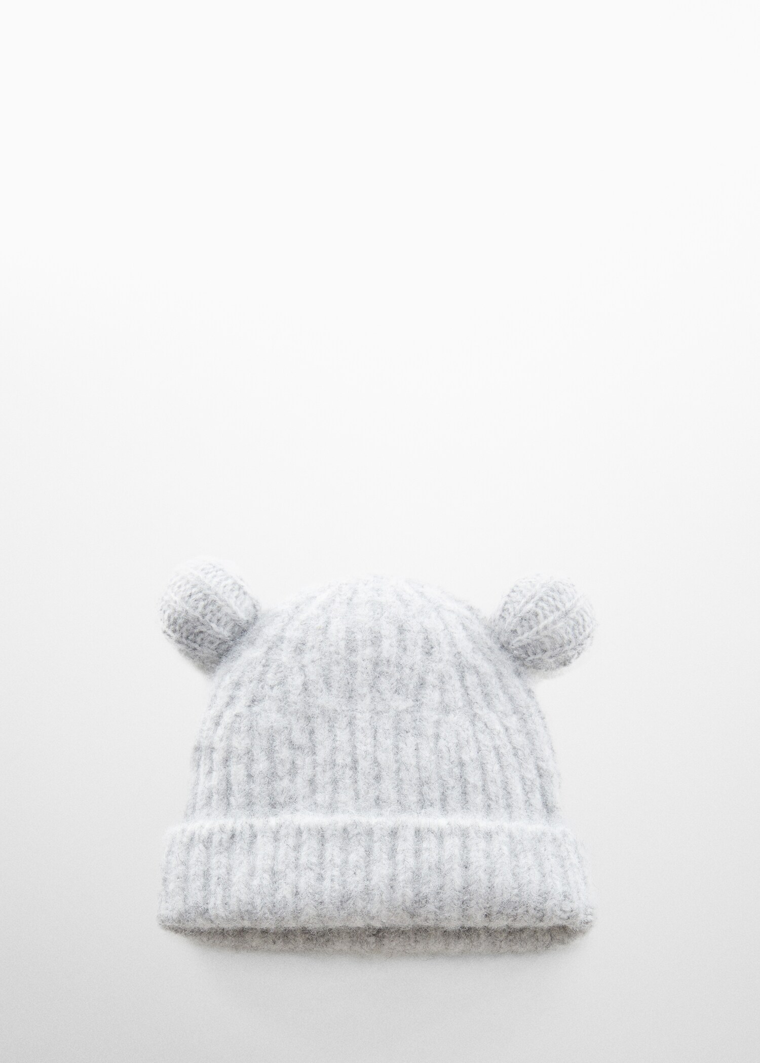 Gorro punto orejitas - Artículo sin modelo